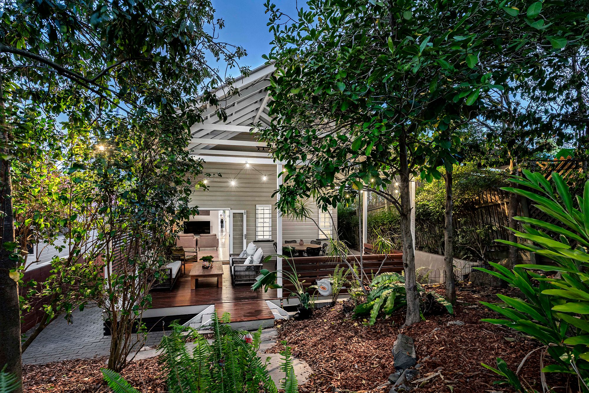 15 Colville Street, Highgate Hill QLD 4101