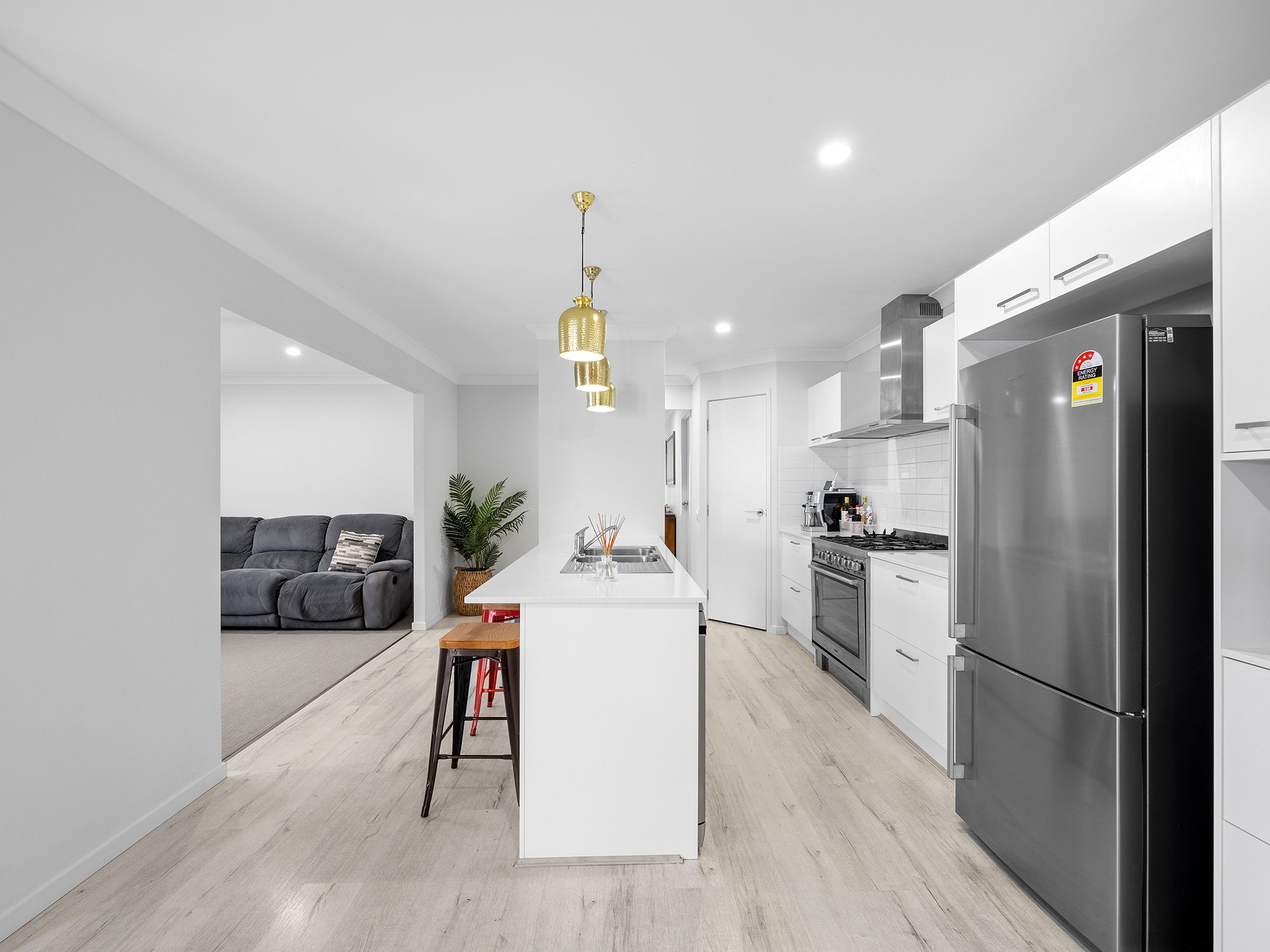 8 Cherish Street, Ripley, QLD 4306