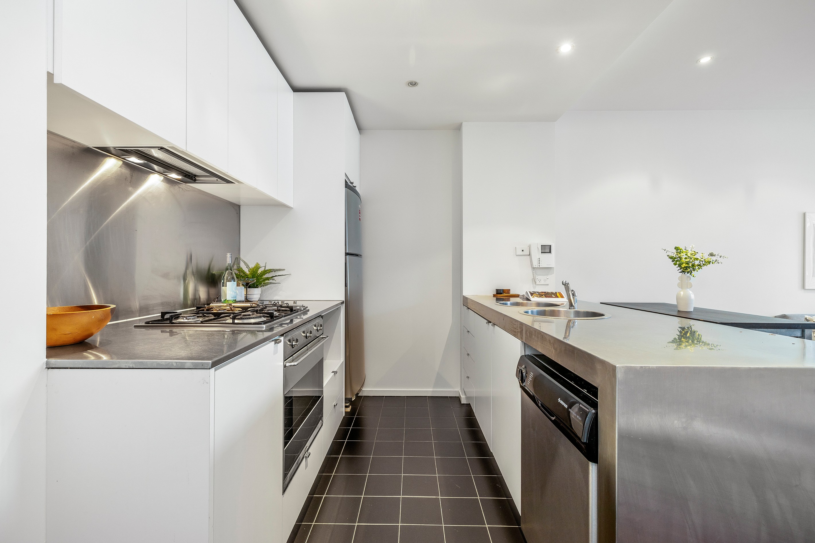 1208/620 Collins Street, Melbourne, VIC 3000