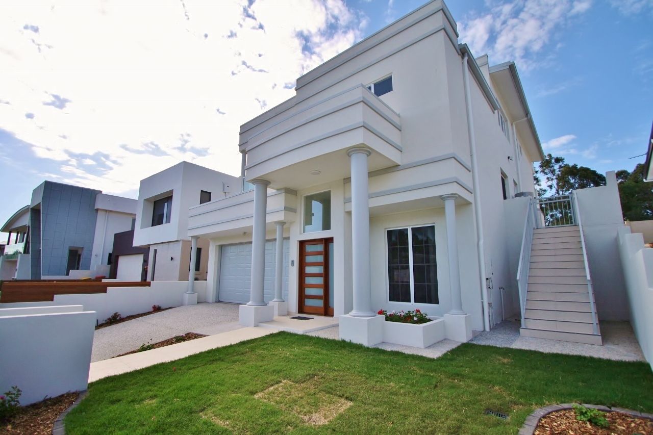 11 Nelson Place, Carindale, QLD 4152
