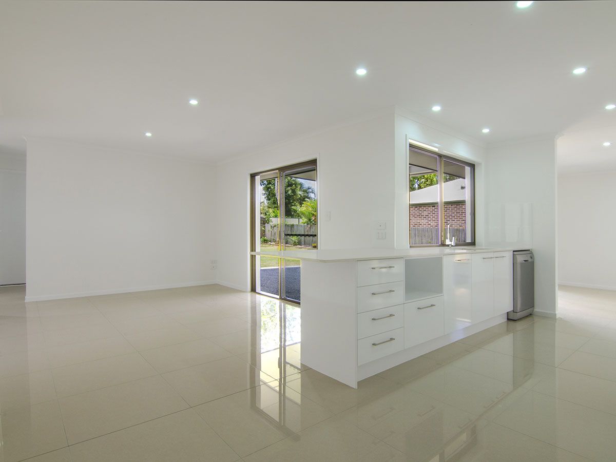 28 Karawatha Drive, Mountain Creek, QLD 4557