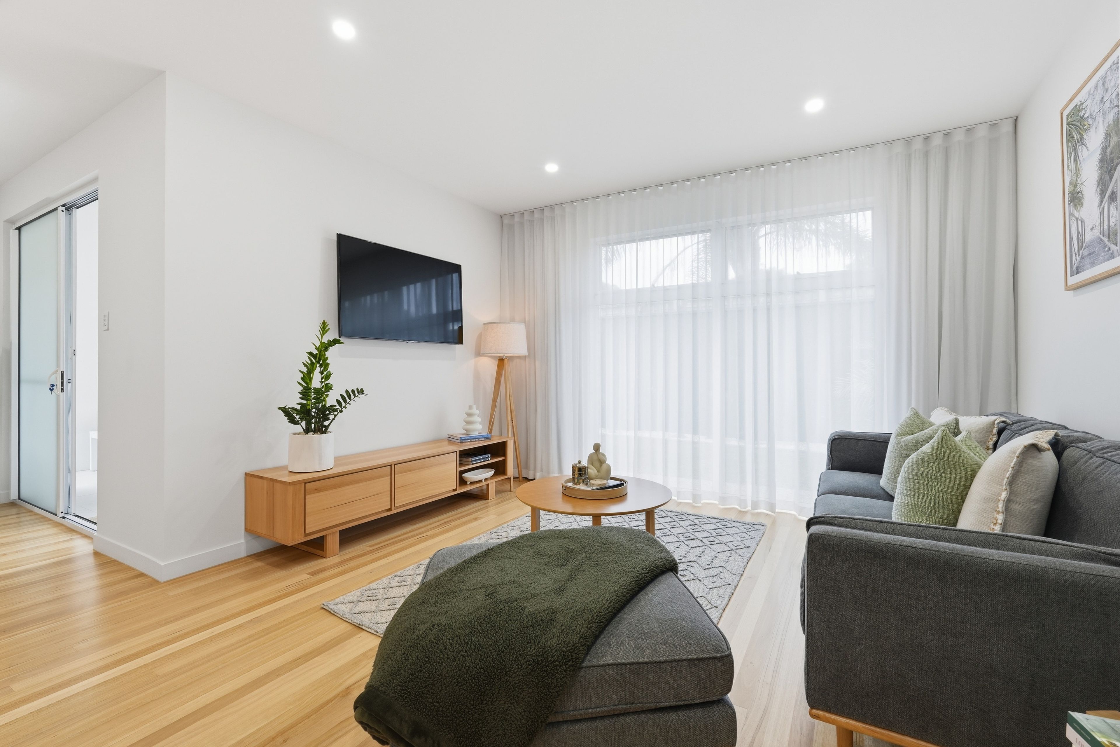 16A Lambert Avenue — photo 7 of 30