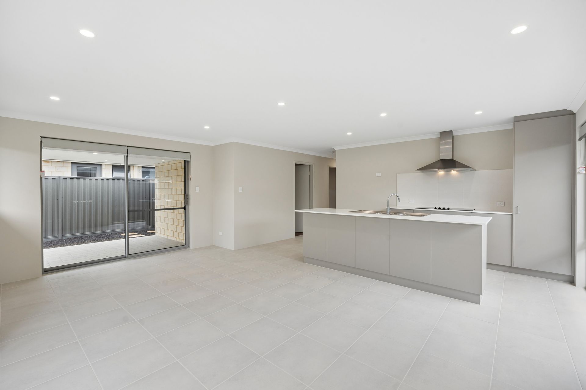 11 Fitzroy Road — photo 6 of 18