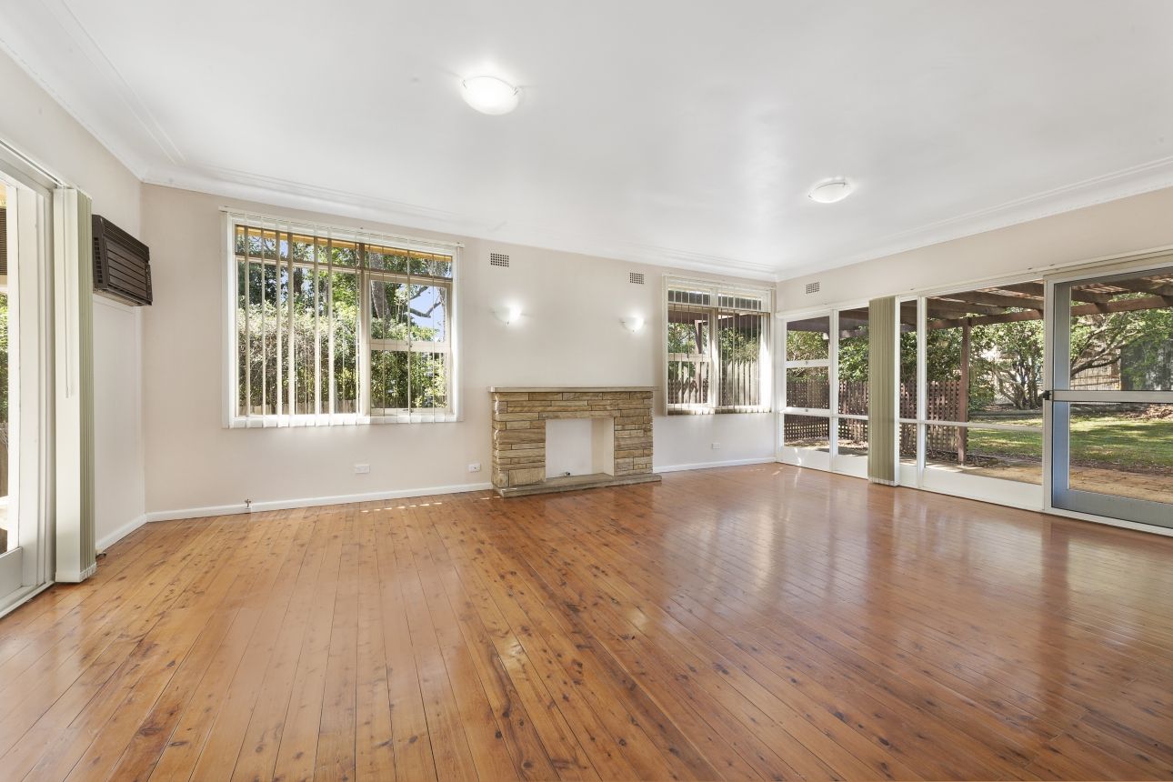 7a Russell Avenue, Wahroonga, NSW 2076
