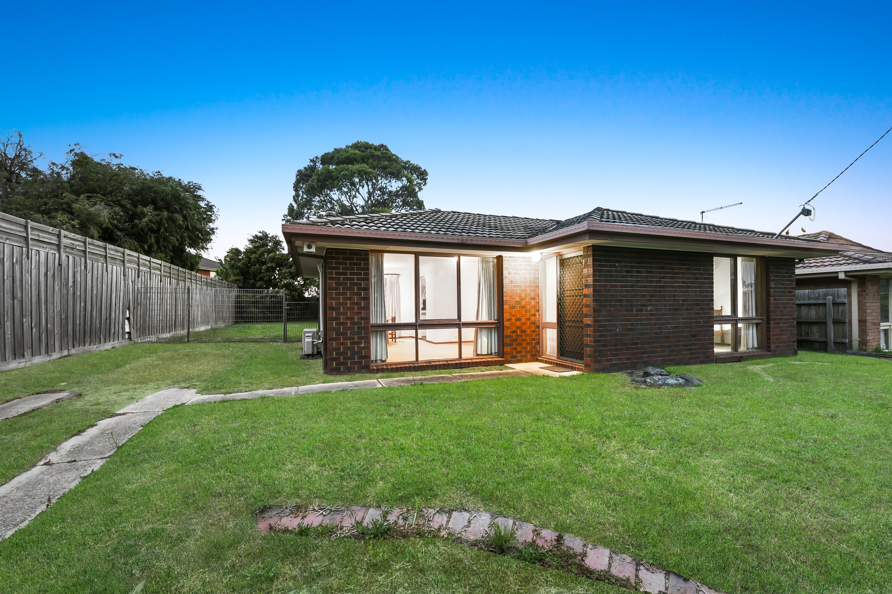 31 Leopold Crescent, Hampton Park, VIC 3976
