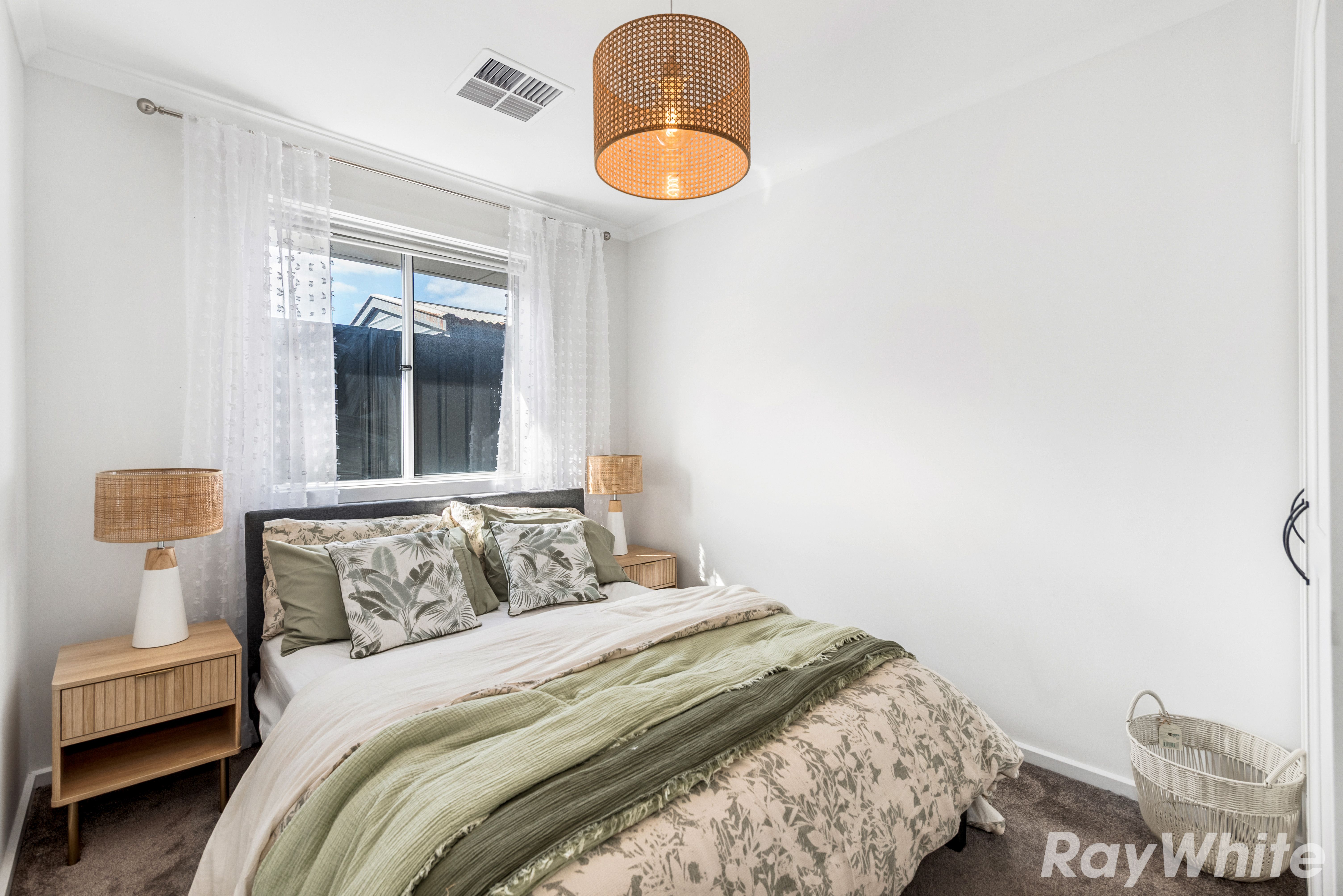 10 Hastings Street — photo 19 of 30