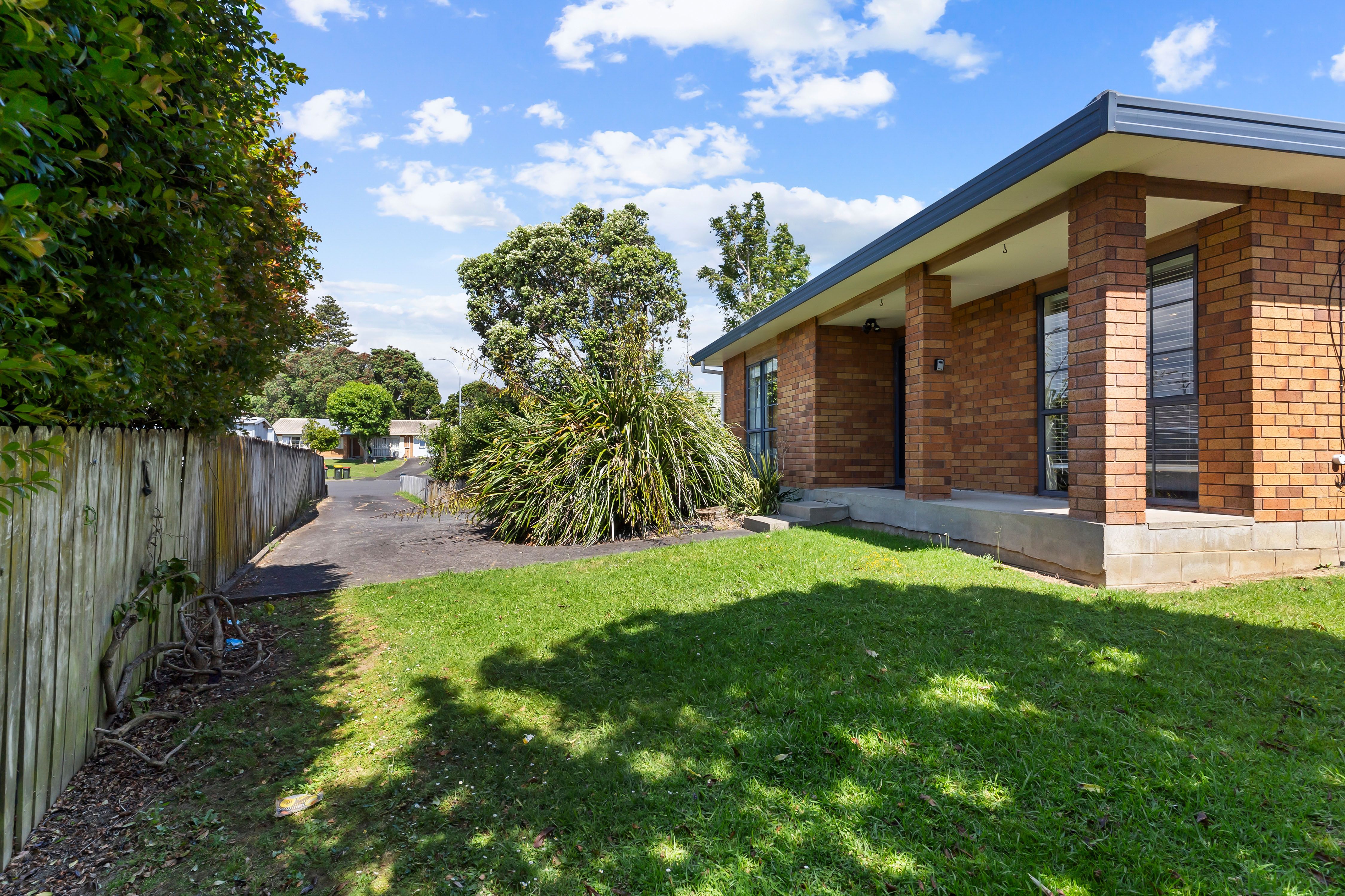 3 Woodlark Close, Weymouth, Manukau City