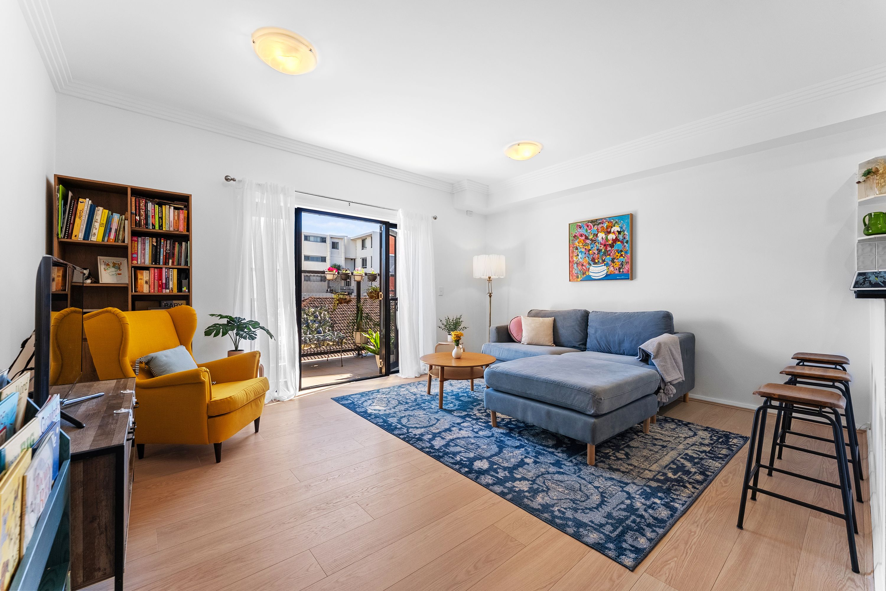 301B/5-11 Sixth Avenue — photo from Ray White Canterbury