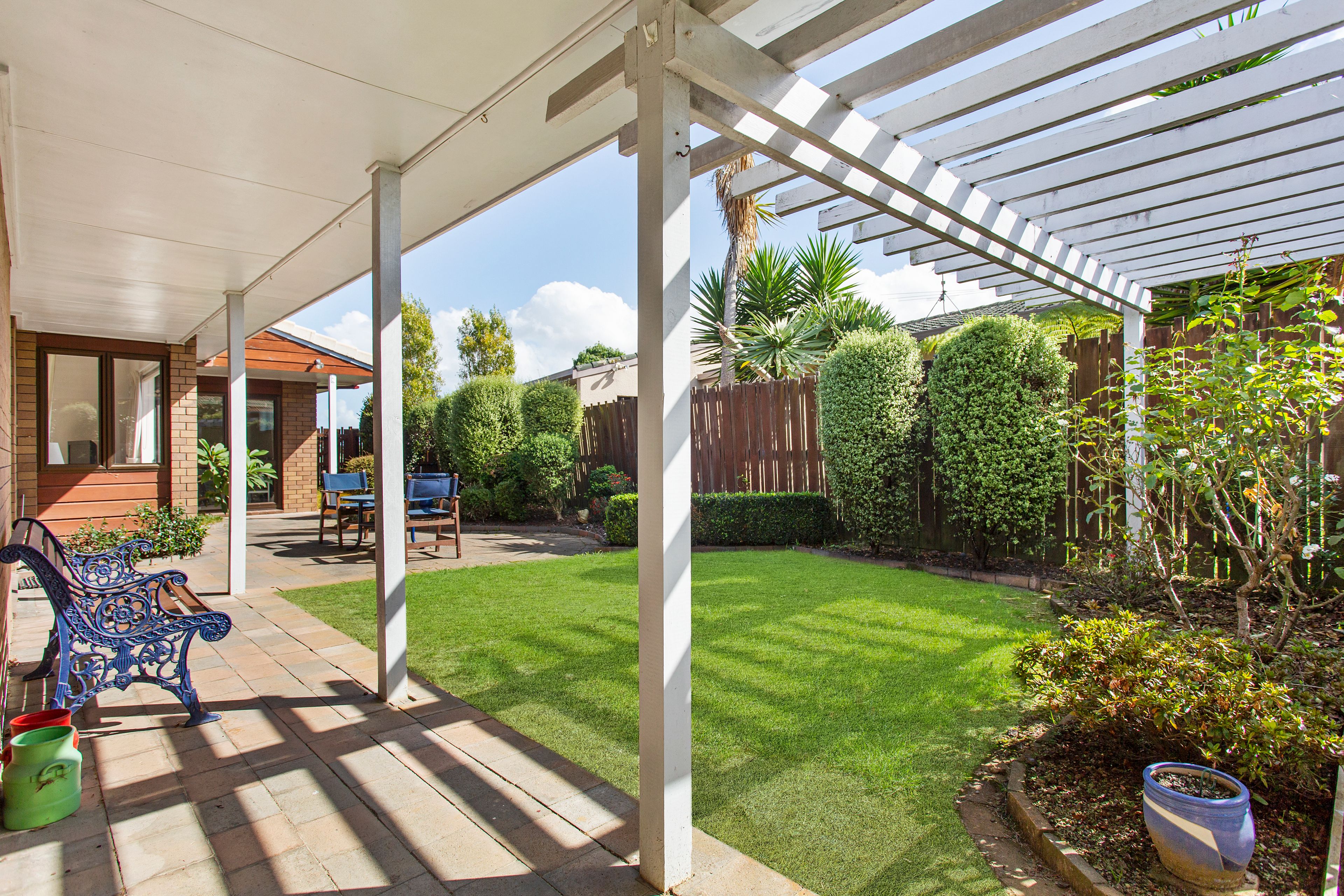 27 Golfland Drive, Golflands, Manukau City