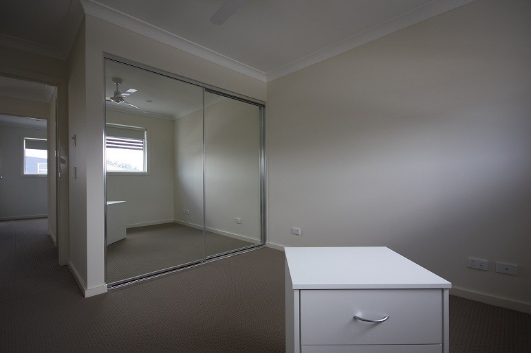 23/73 Sovereign Circuit, Glenfield, NSW 2167