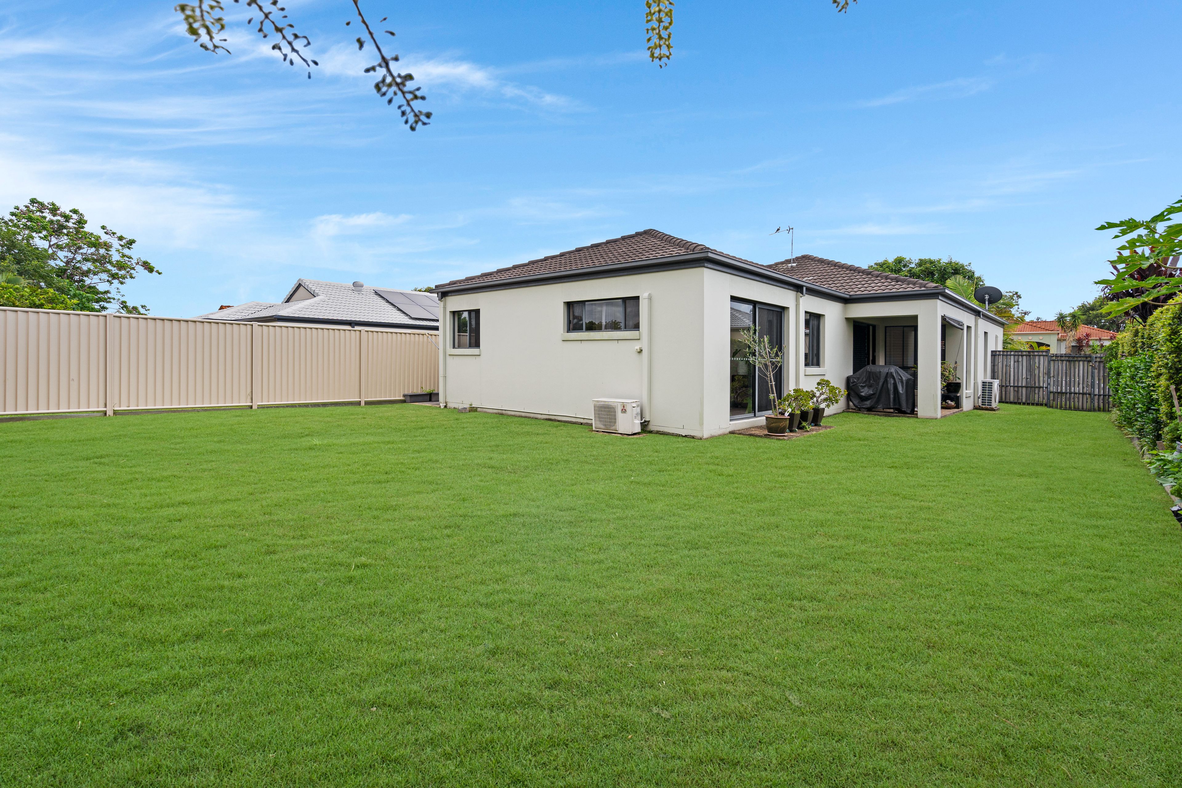 76 Nardoo Street, Robina, QLD 4226