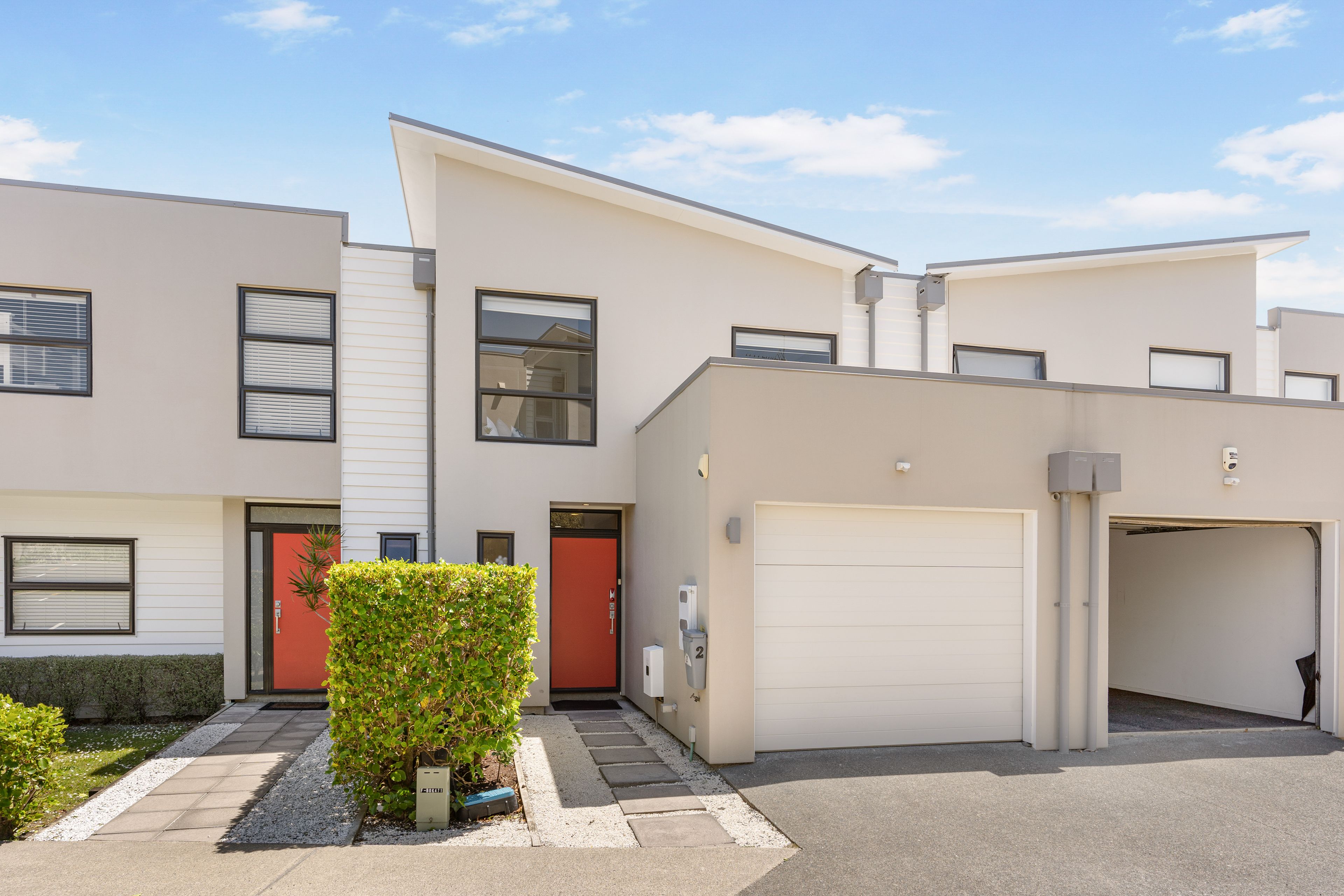 2/40 Scarlet Oak Drive, Albany, North Shore City Real Estate Ray