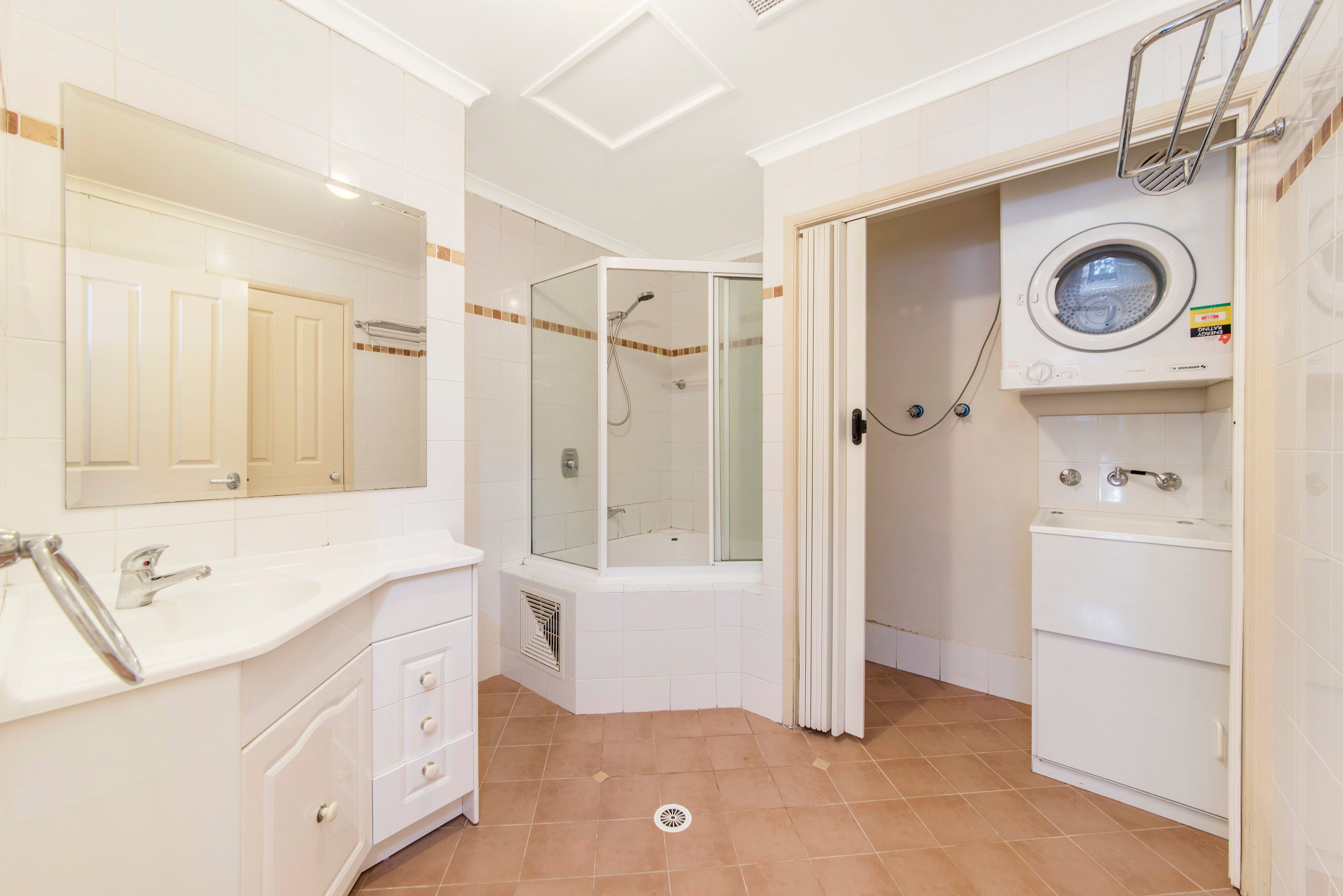 42/13 Chandler Street — photo 6 of 11