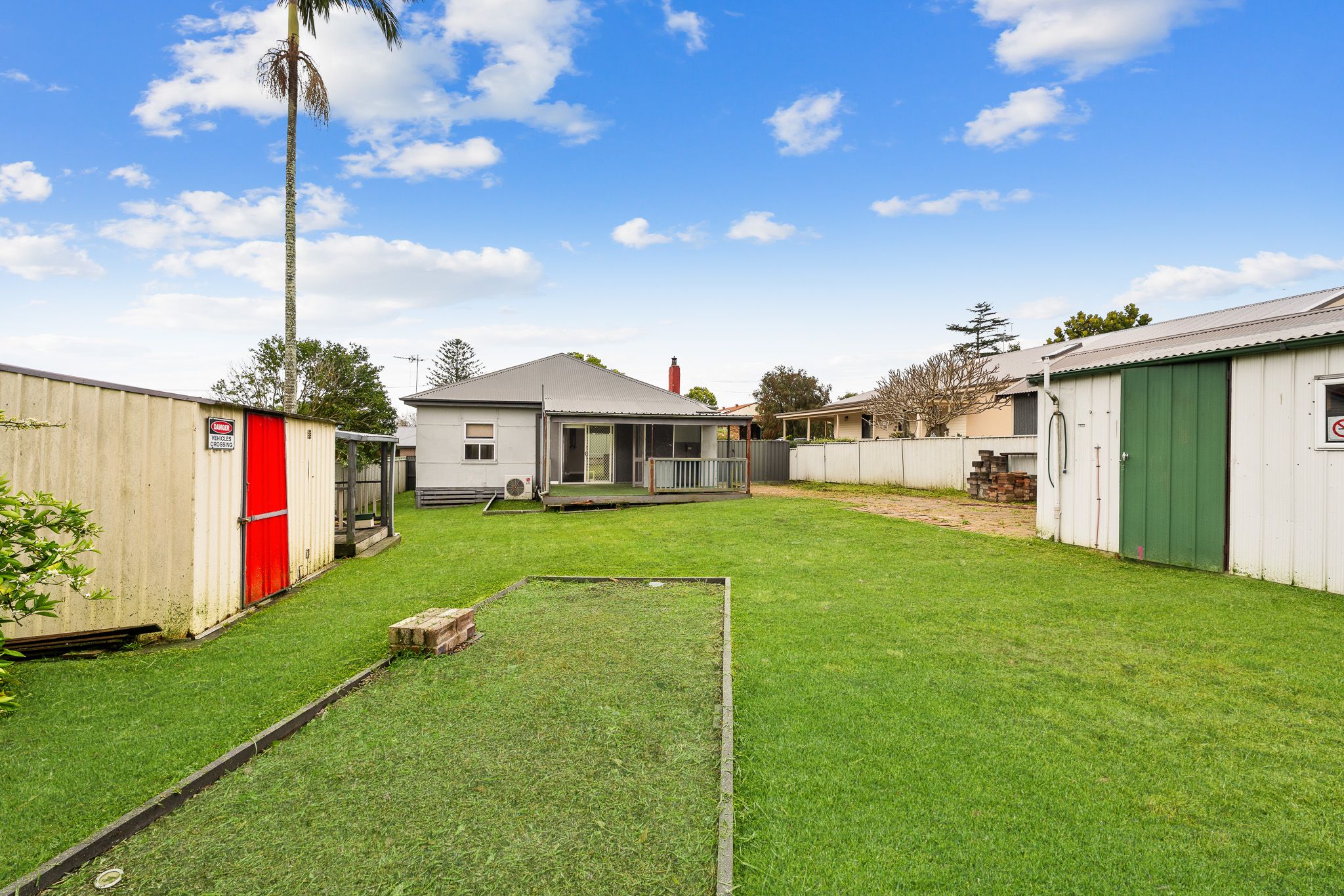 29 Kia-Ora Street — photo 17 of 22