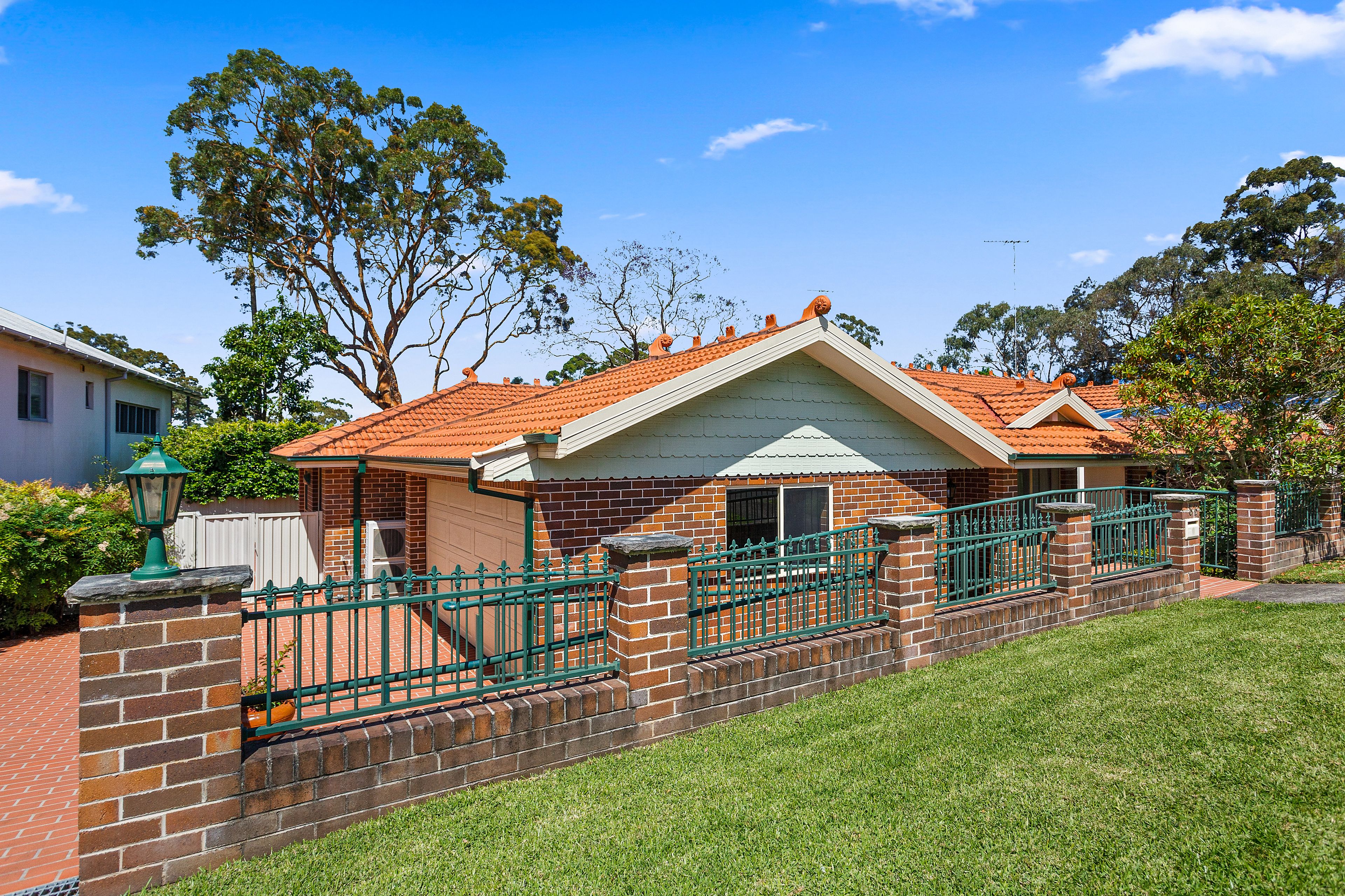 8b Ada Street, Oatley NSW 2223