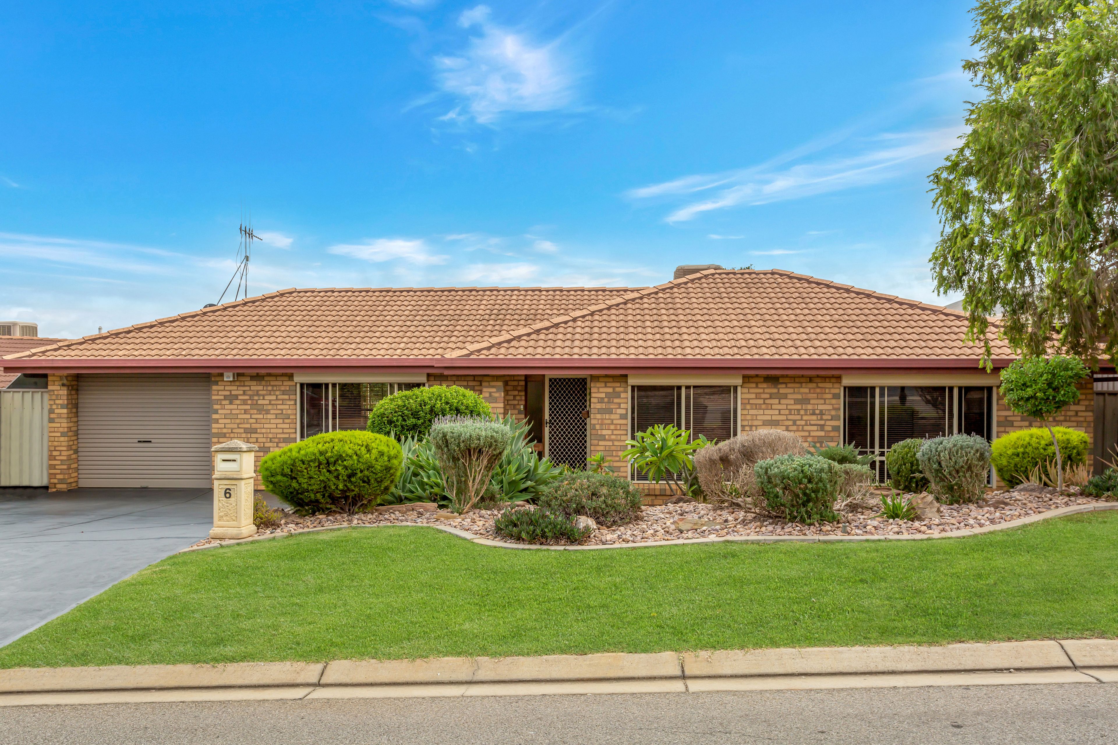 6 Pacific Boulevard, Hillbank SA 5112