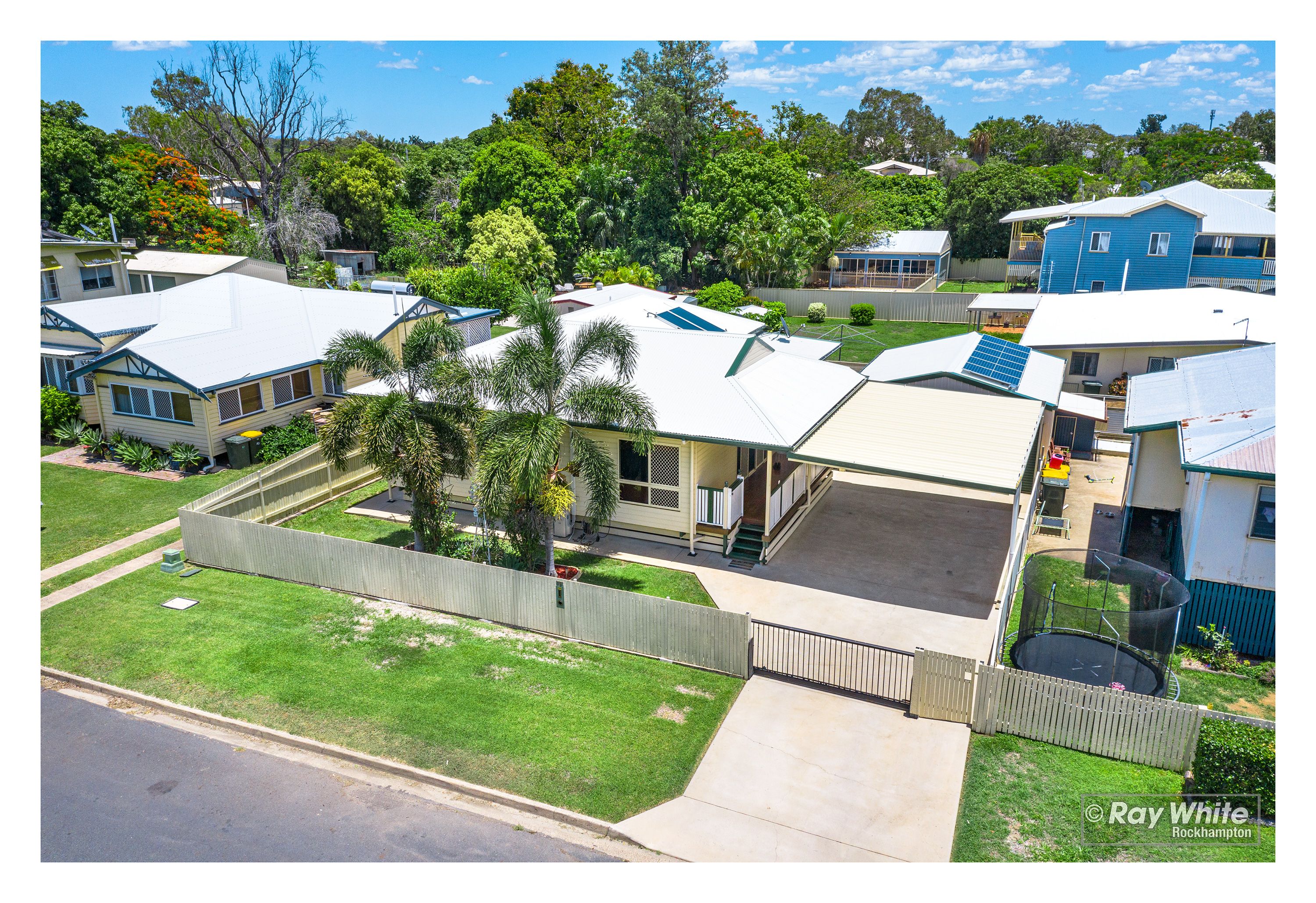 15 Henderson Street, Park Avenue, QLD 4701