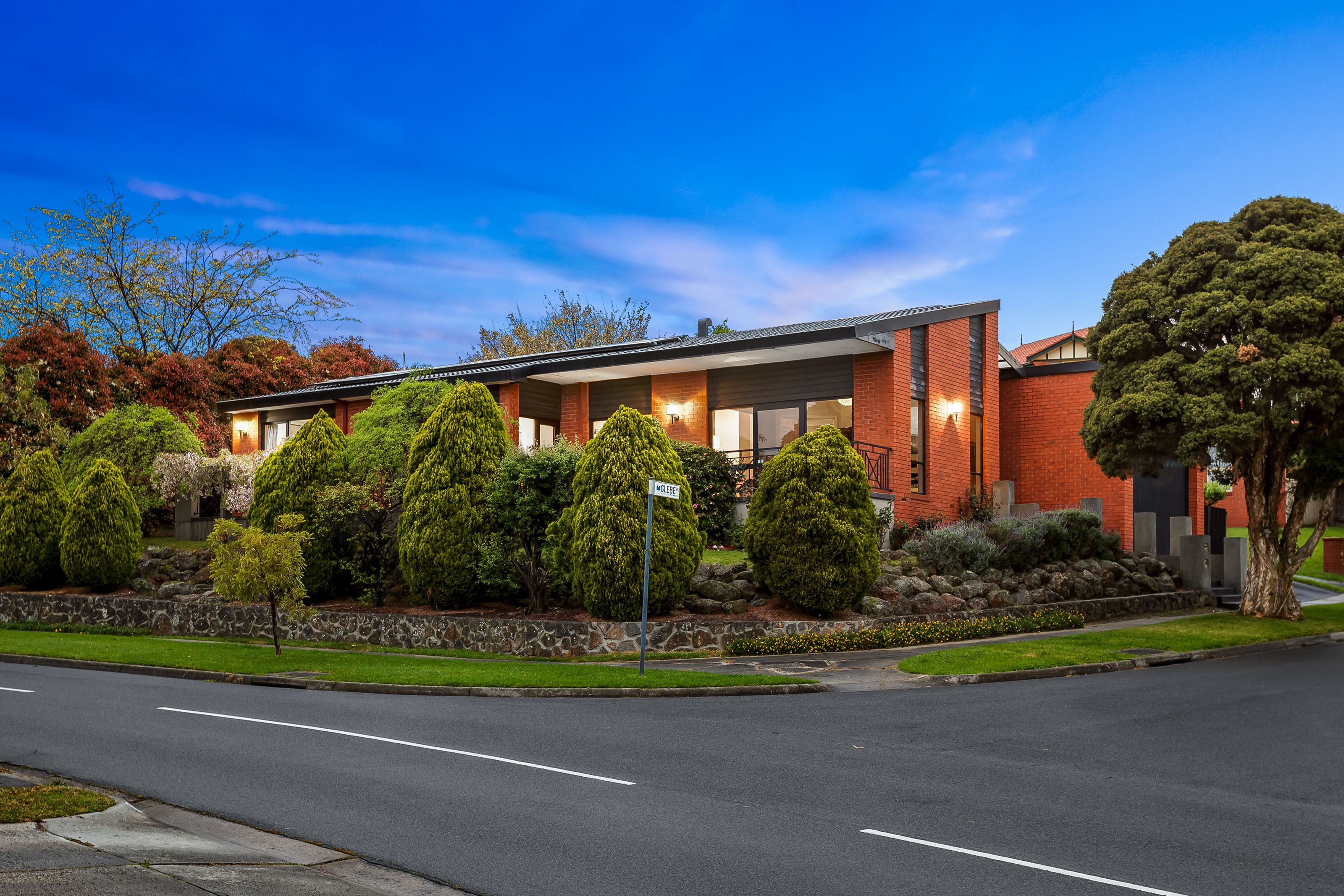 1 Glebe Place, Wheelers Hill VIC 3150