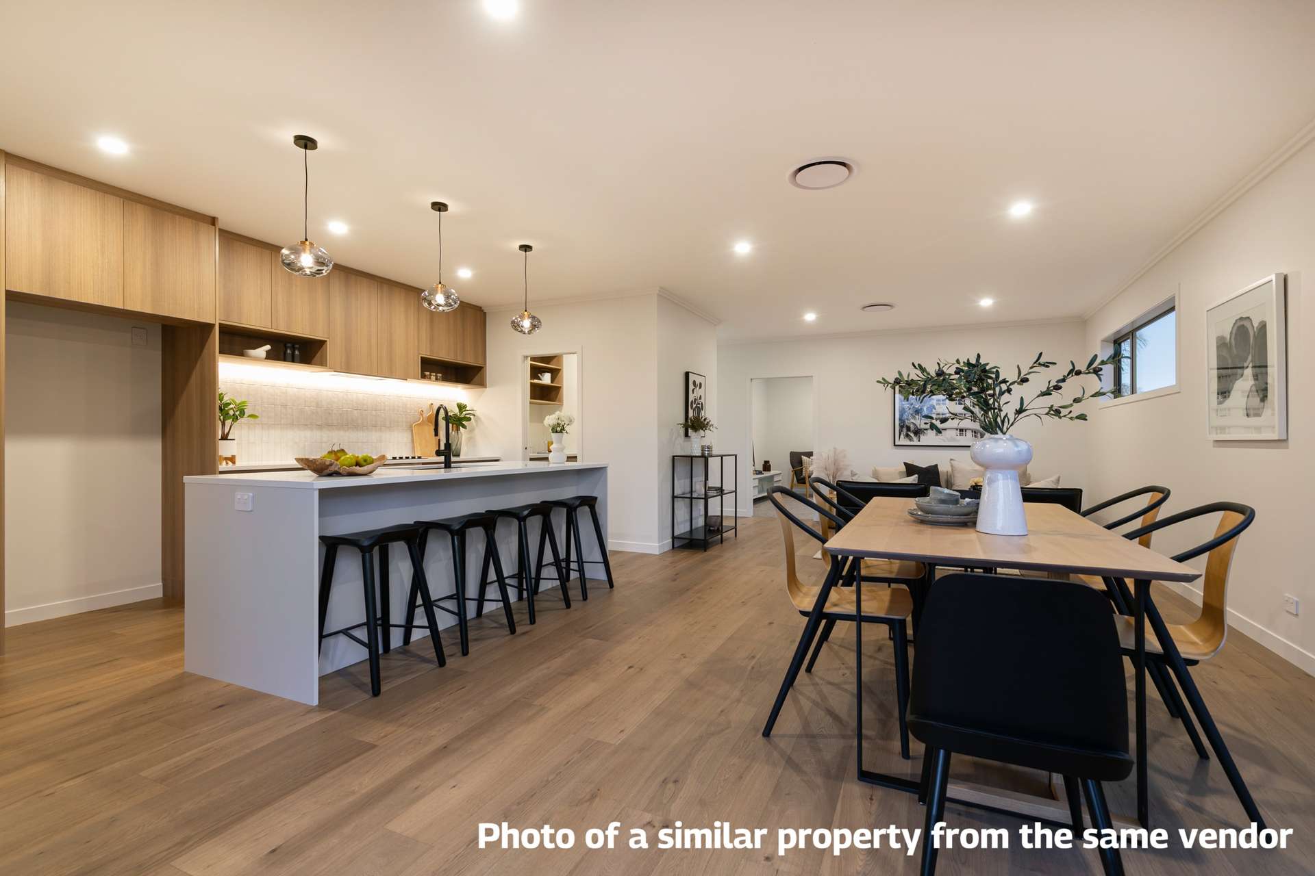 8 Henl Lane photo 6