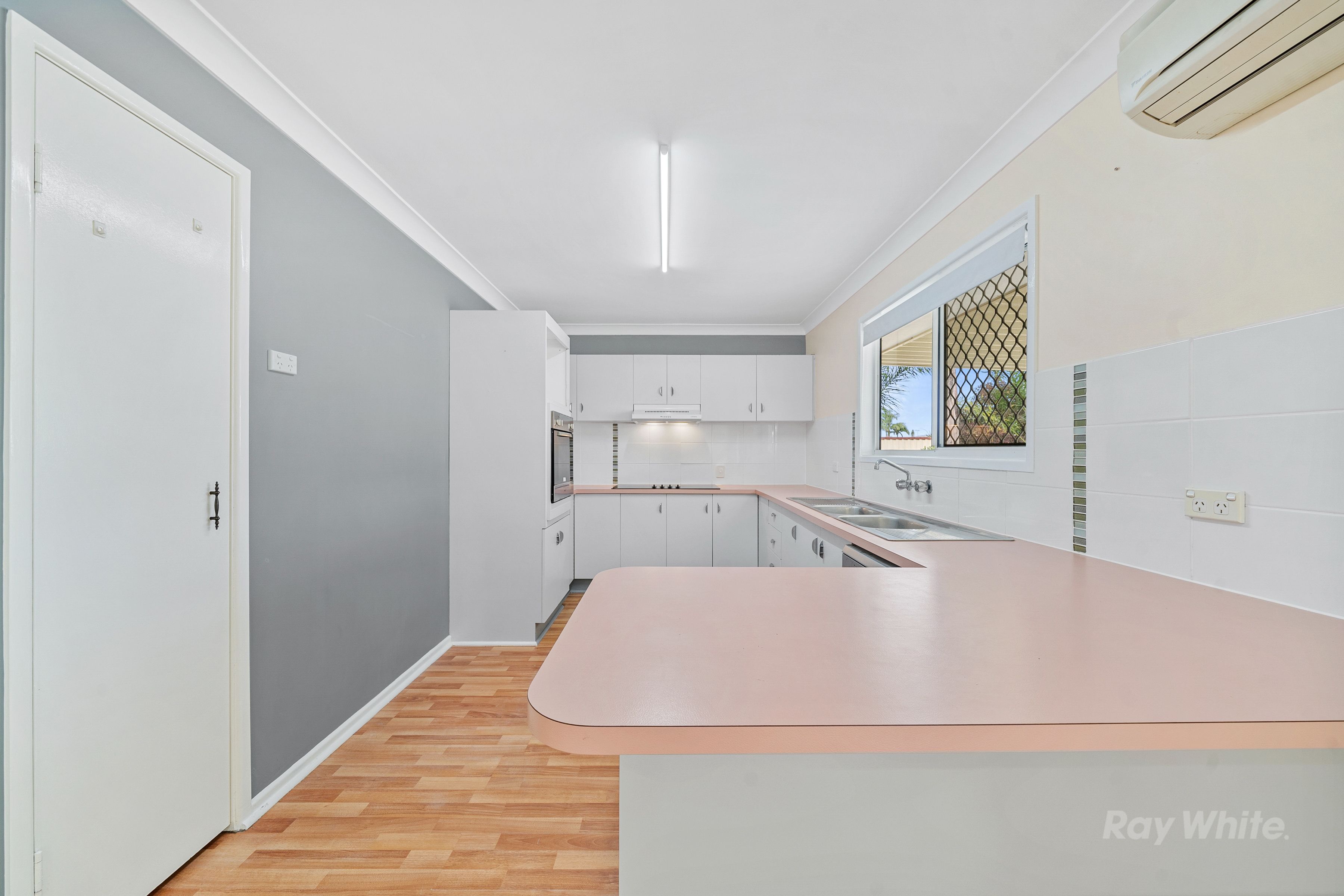 15 Coffey Street, Crestmead, QLD 4132