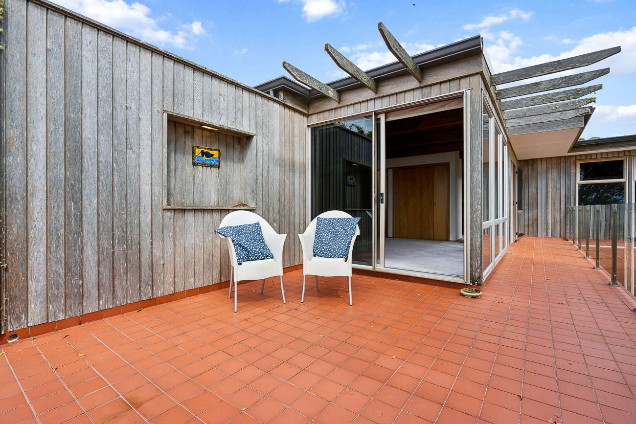 21A Dolphin Place photo 14