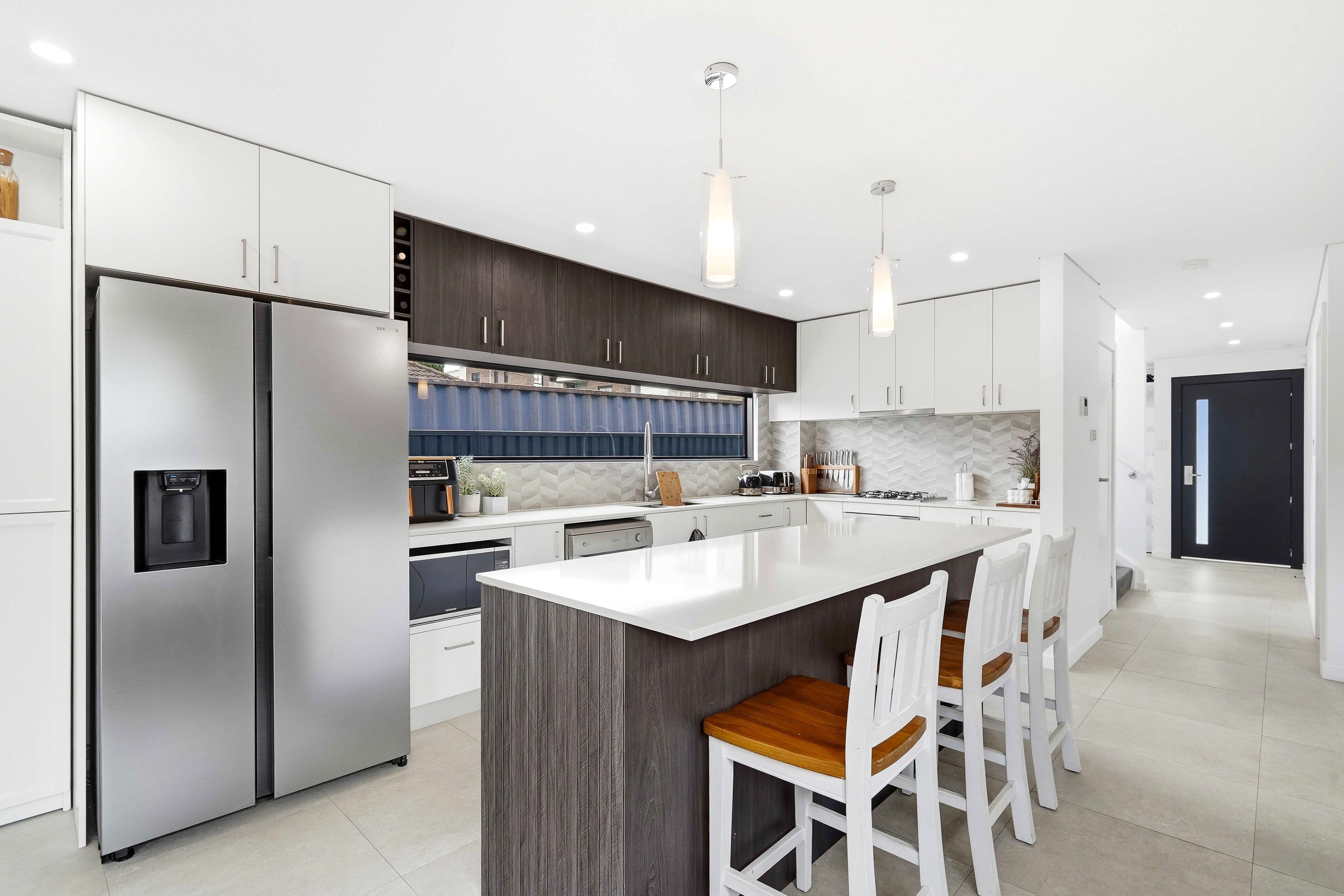 24 Mavis Street — photo 3 of 29