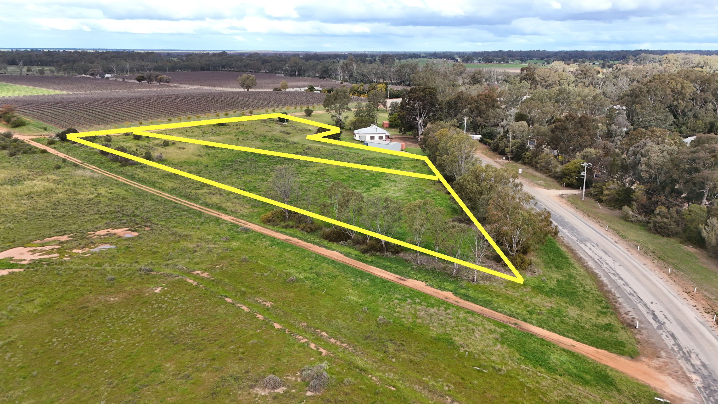 & Lot 7 Koraleigh Road — photo 13 of 14