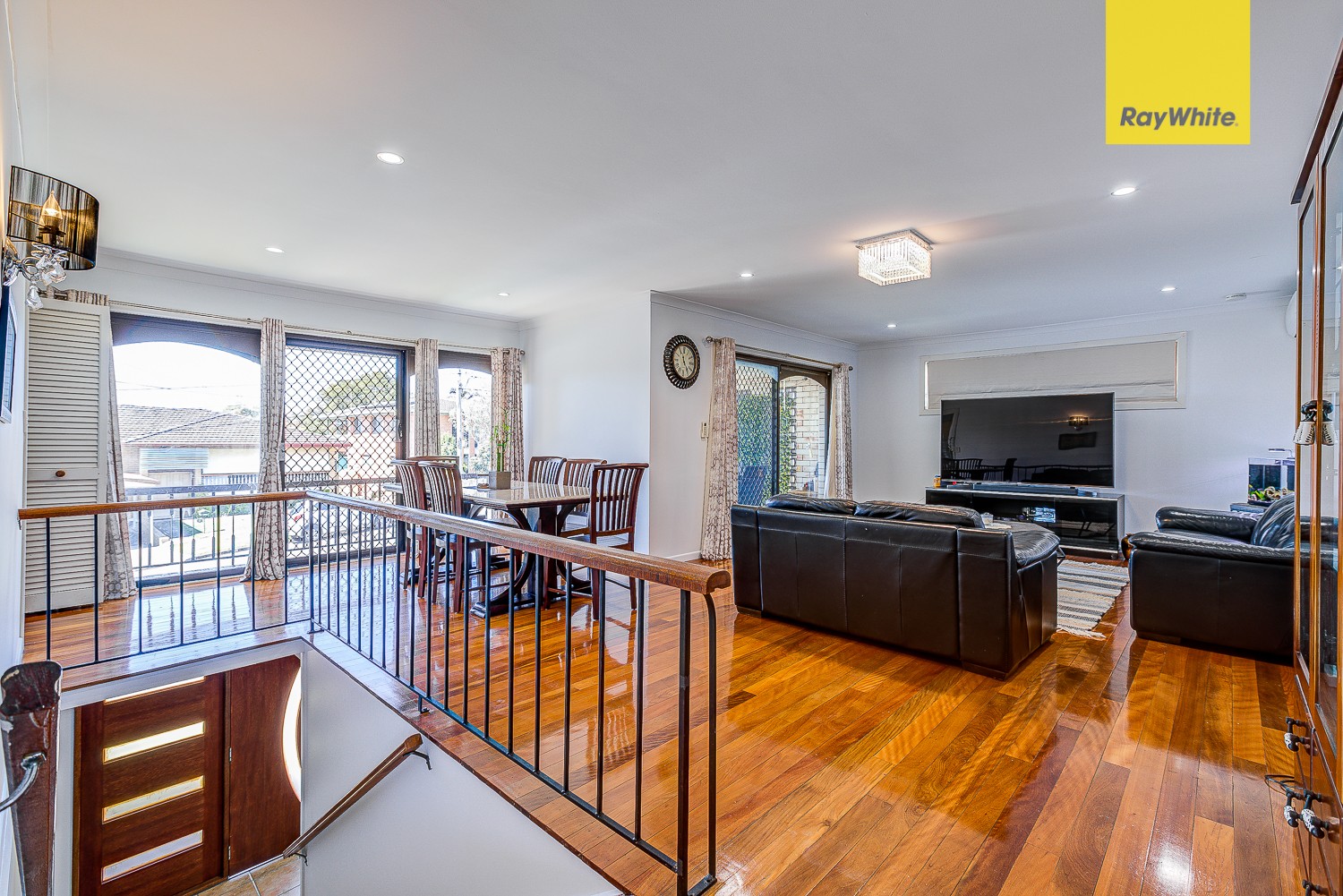 6 Trident Street, Mansfield, QLD 4122