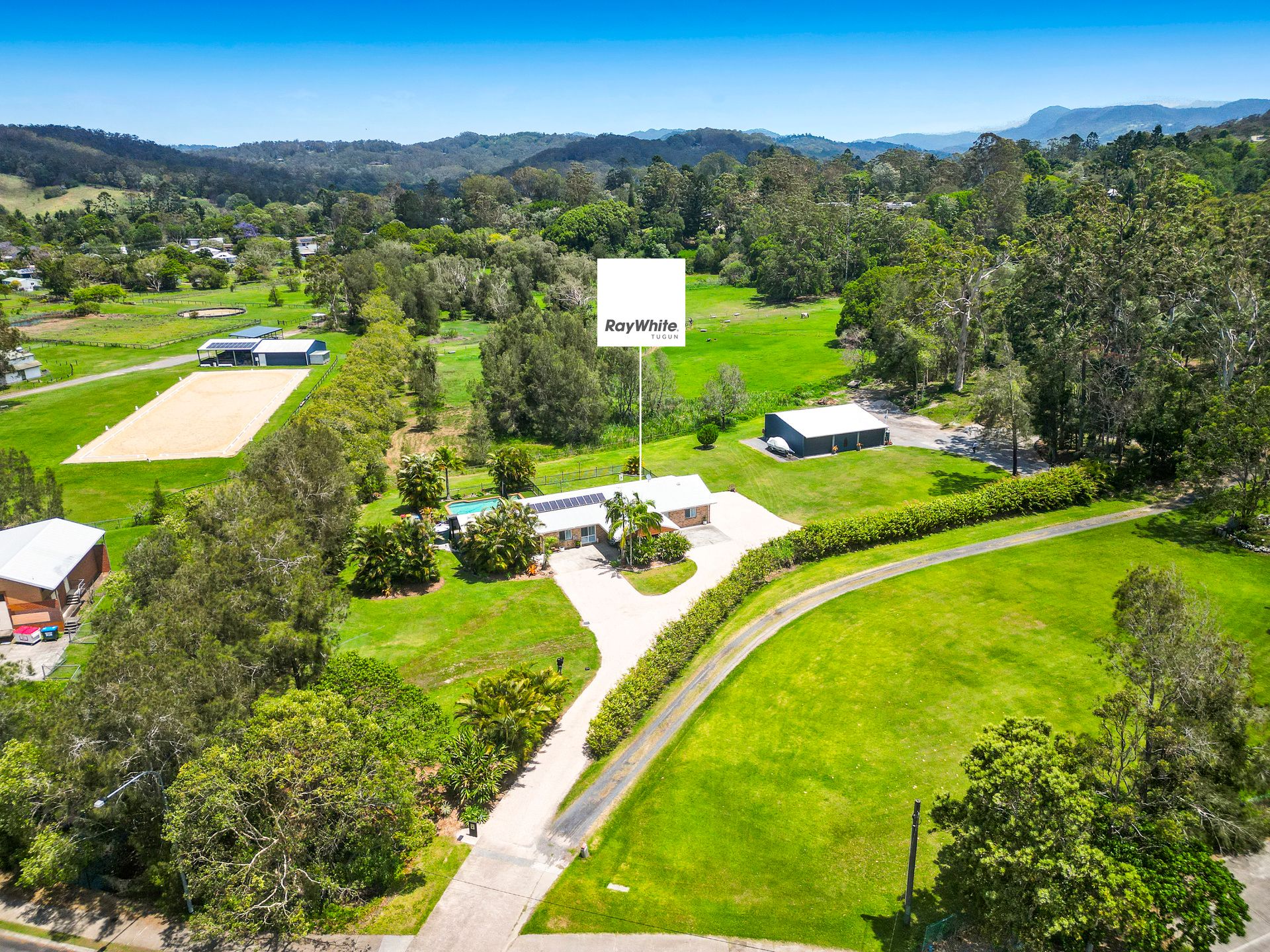 203 Galleon Way , Currumbin Waters QLD 4223