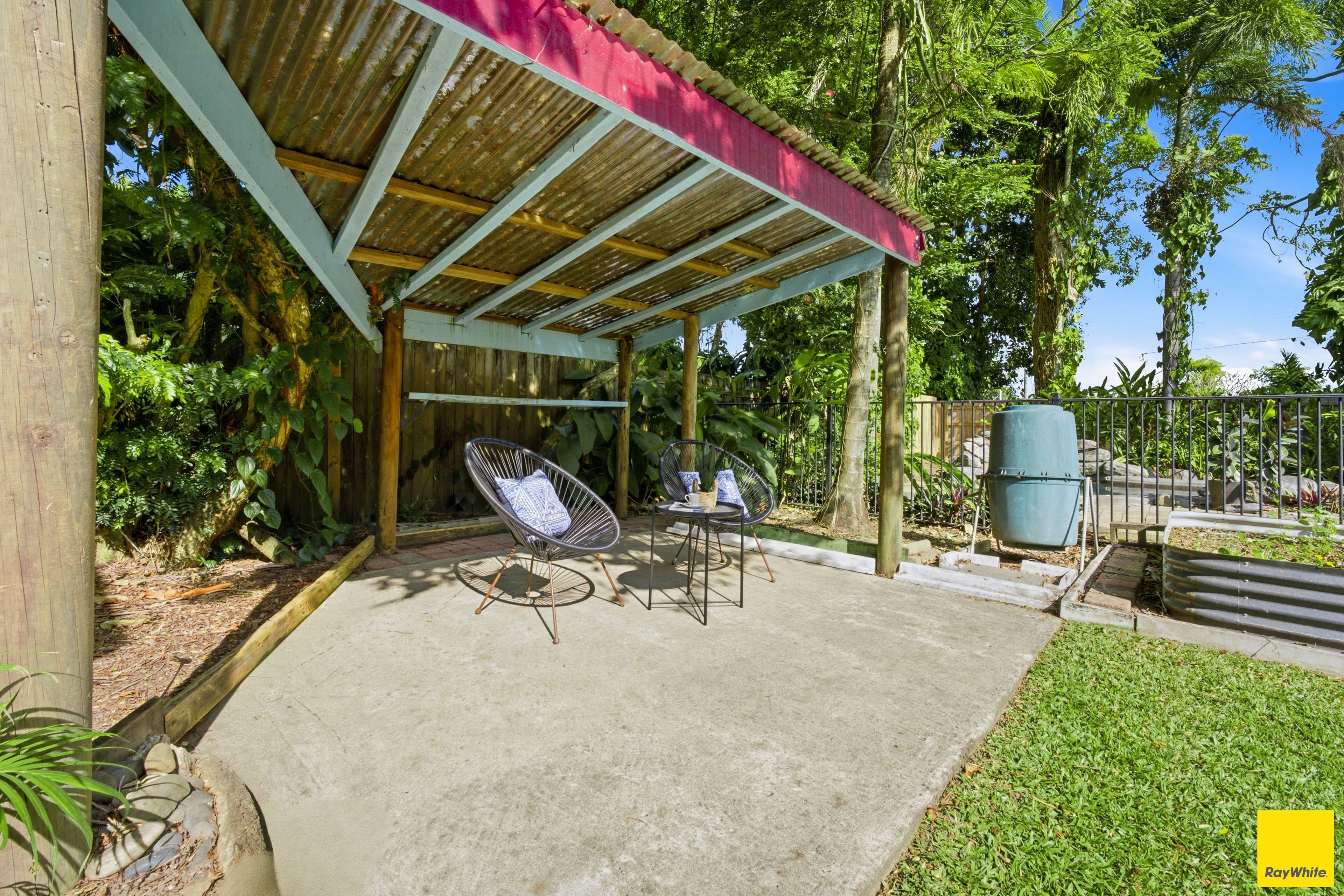 153 Greenslopes Street — photo 27 of 30