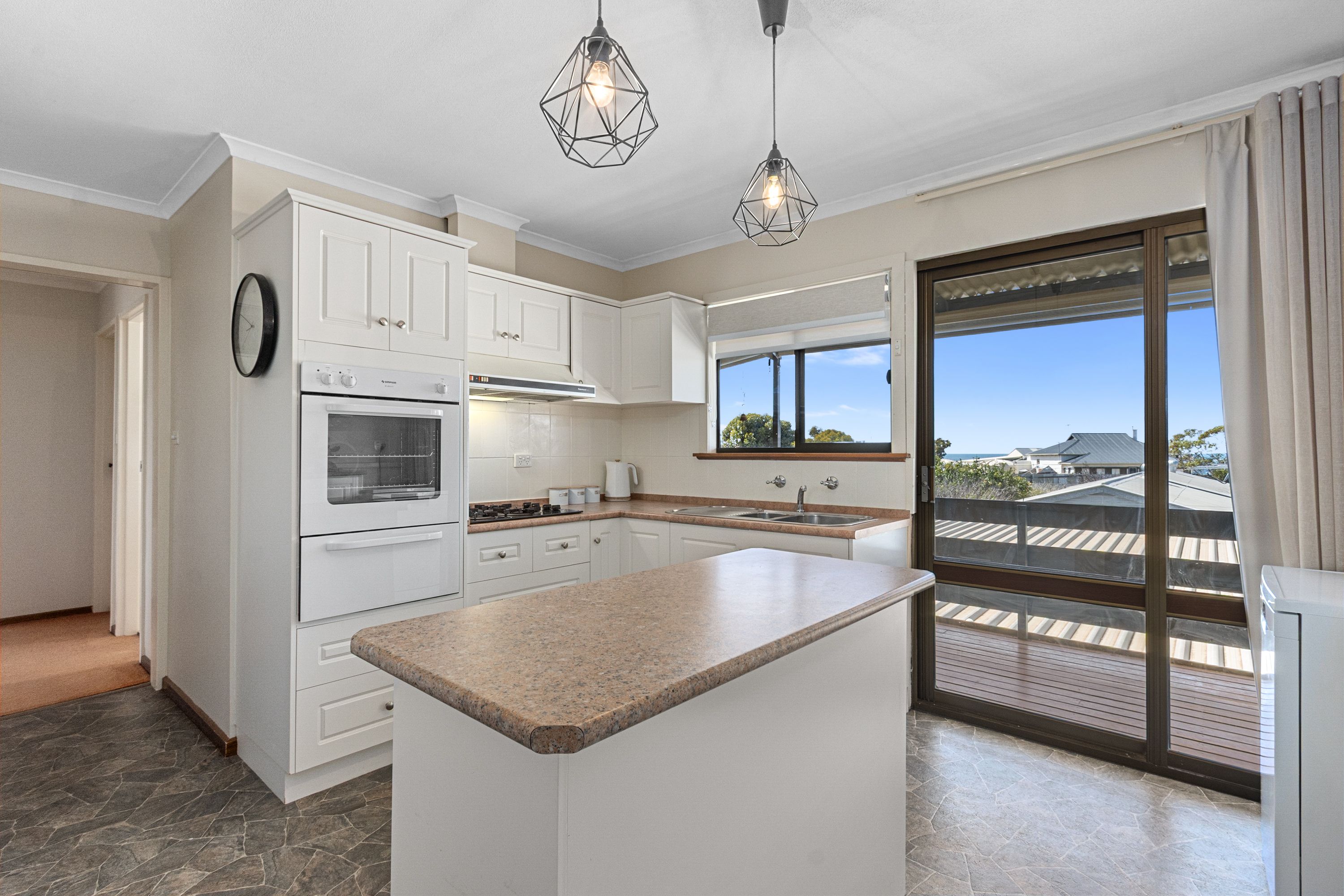 9 Gweneth Court, Port Vincent, SA 5581