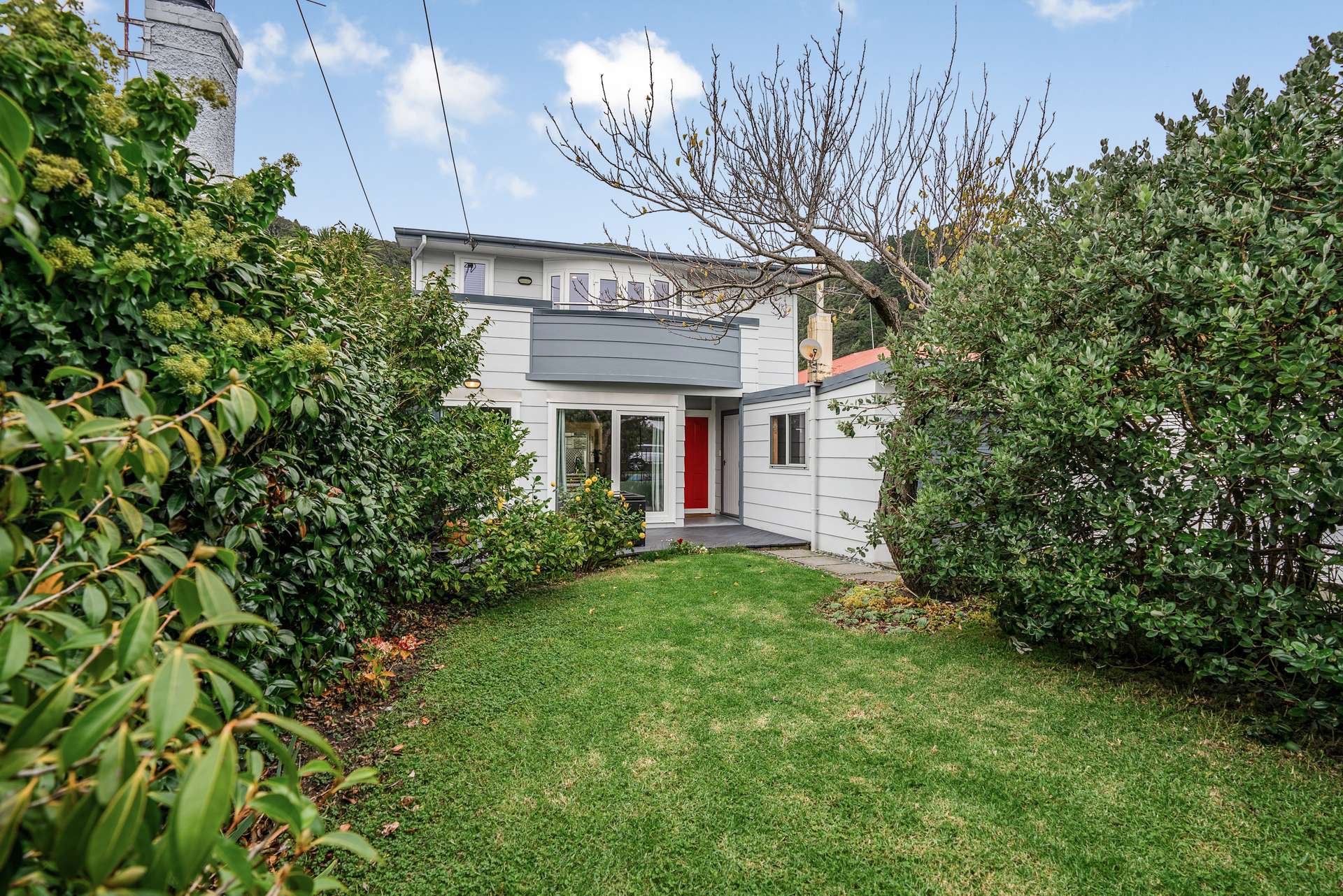 411 Muritai Road photo 1