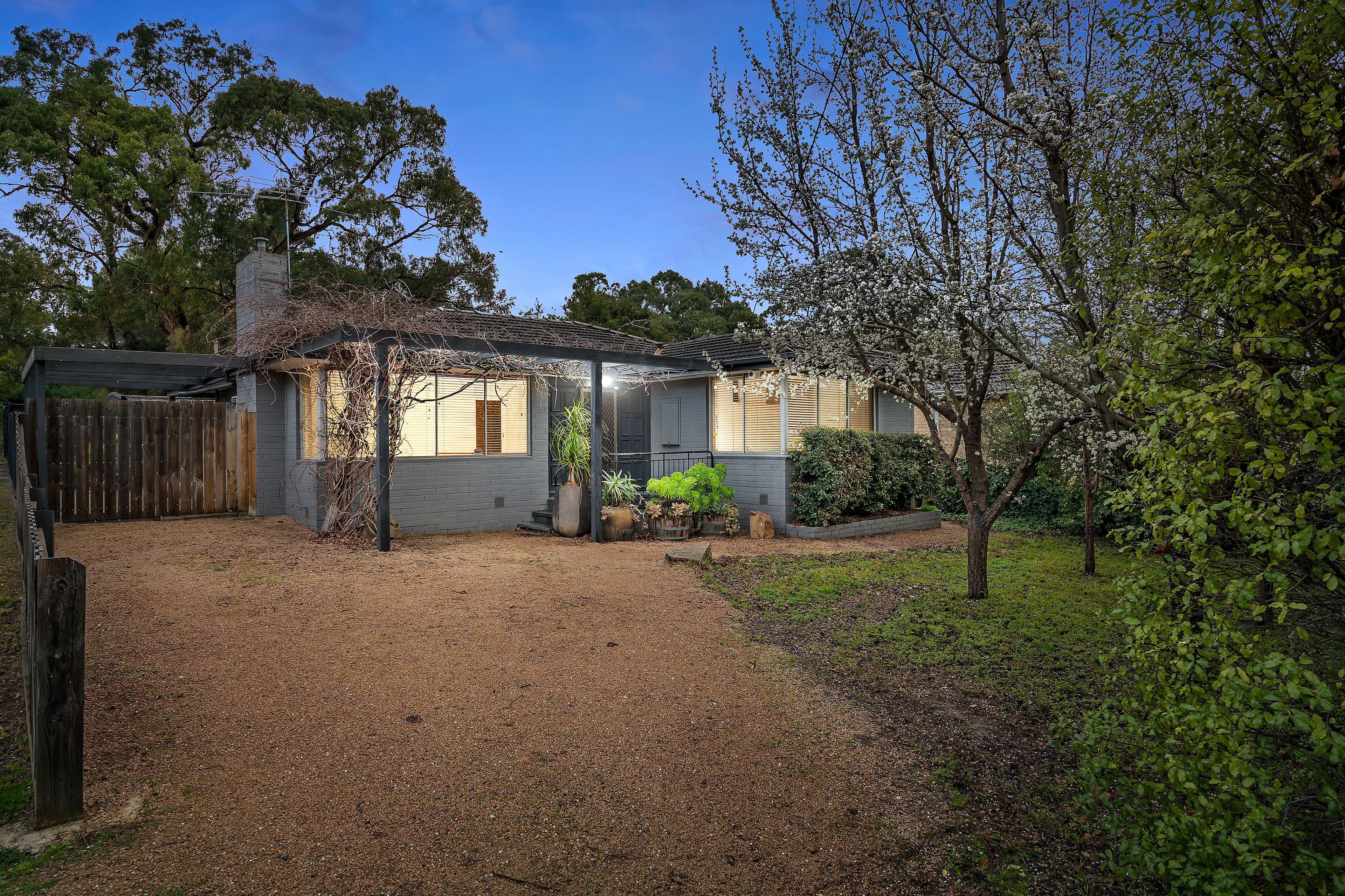 19 Frallon Crescent, Frankston VIC 3199