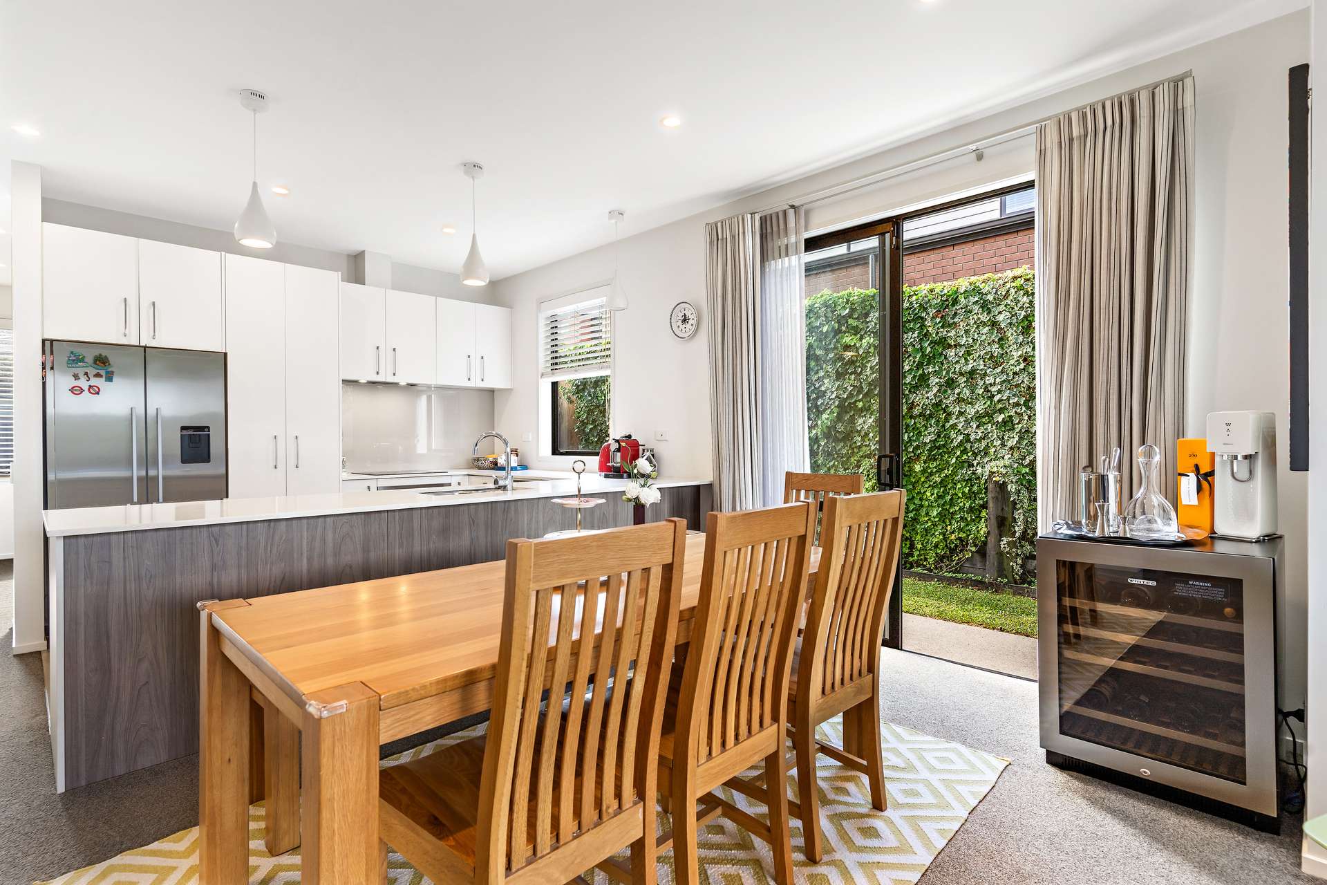 11B Castledine Crescent photo 6
