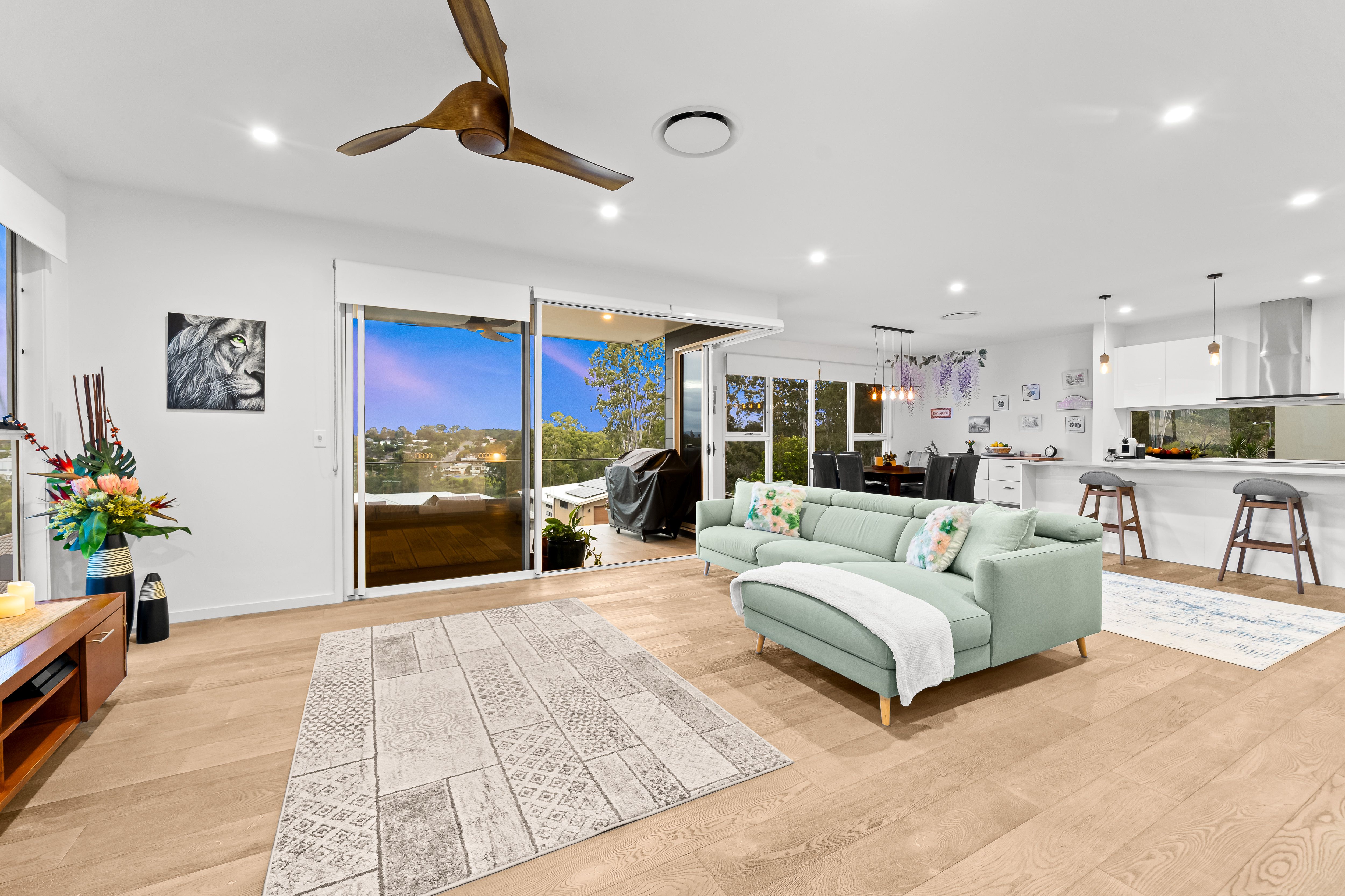 113 Brookvale Drive — photo 3 of 19