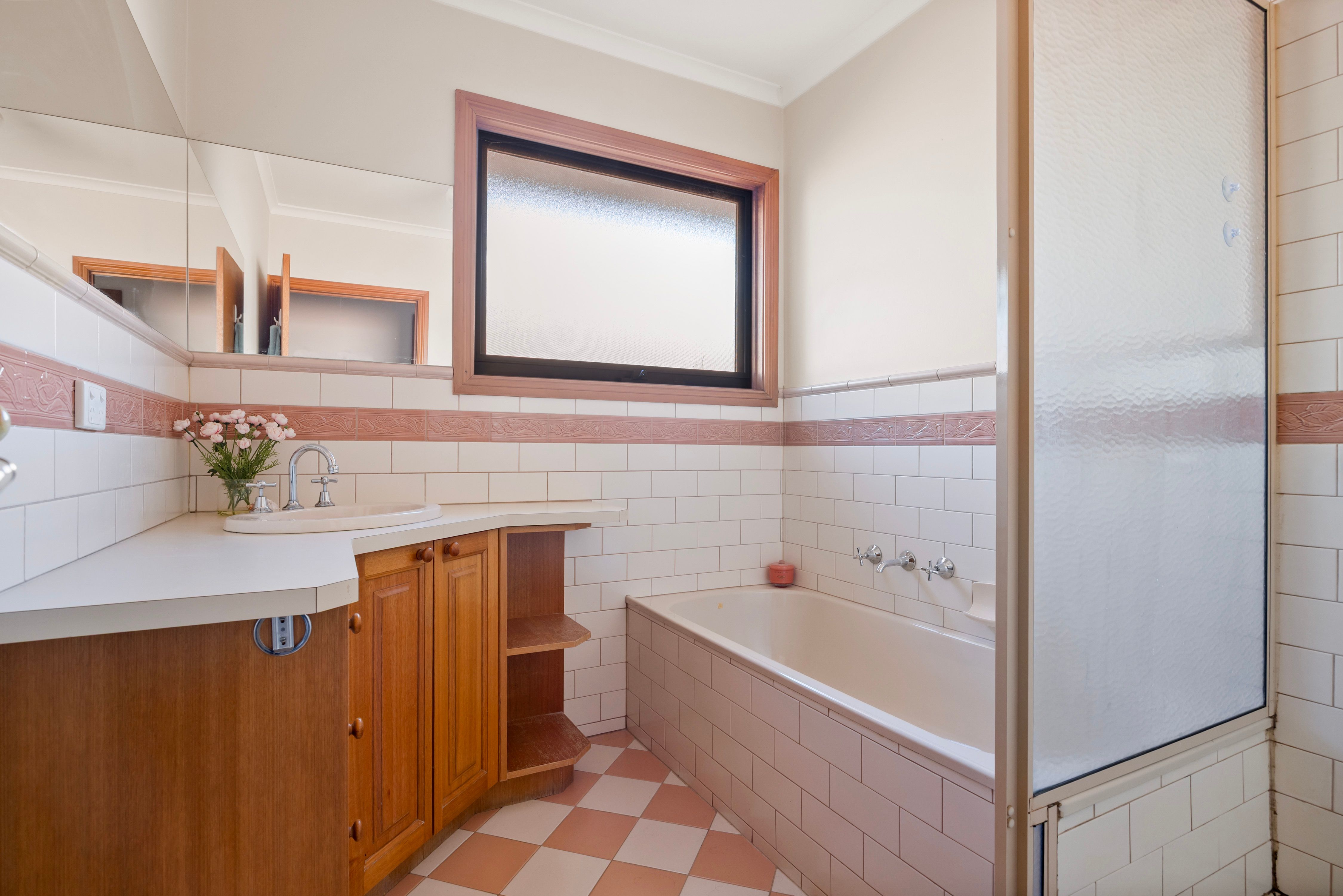 187 Elizabeth Drive — photo 11 of 15