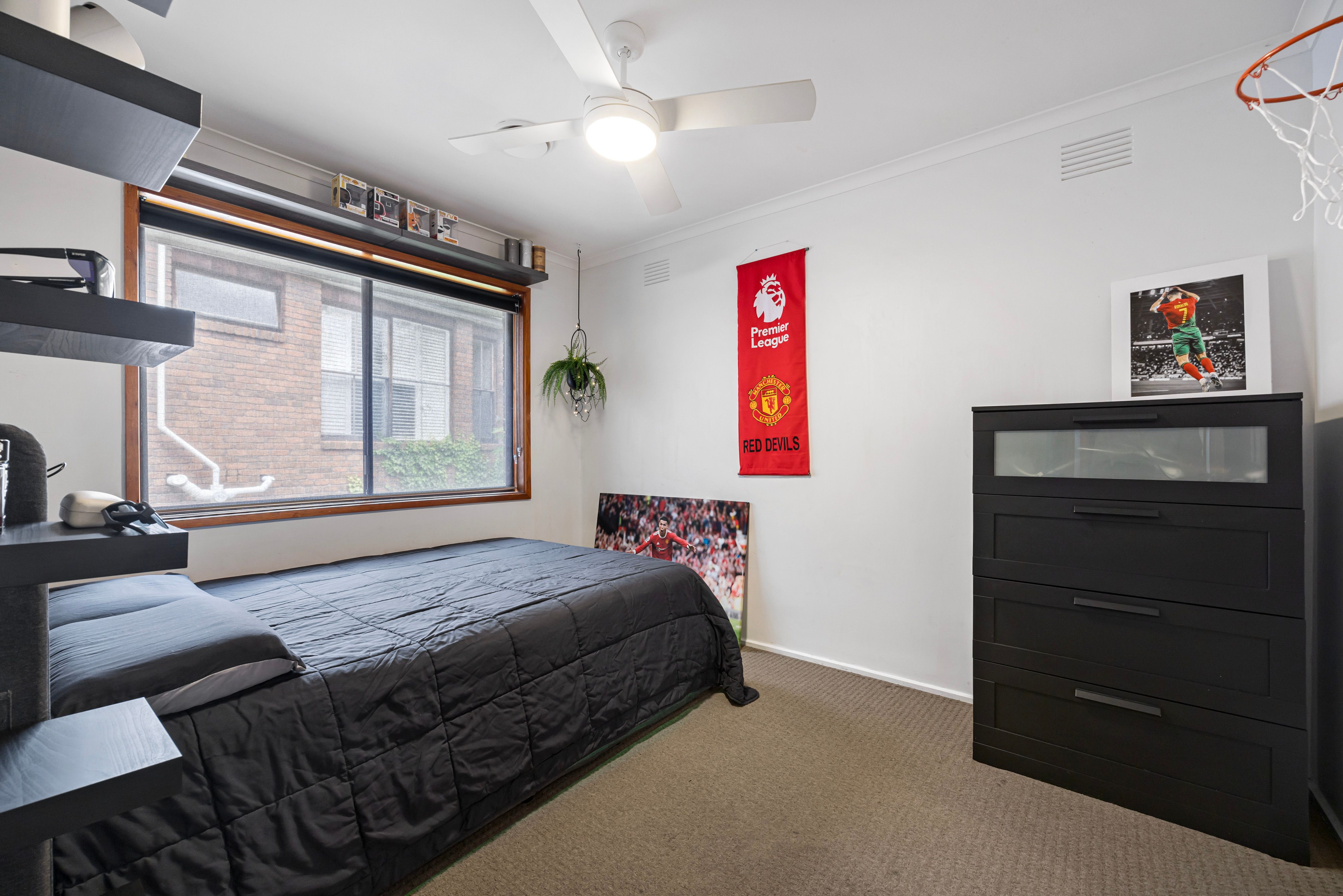 40 Vaughan Street — photo 14 of 23