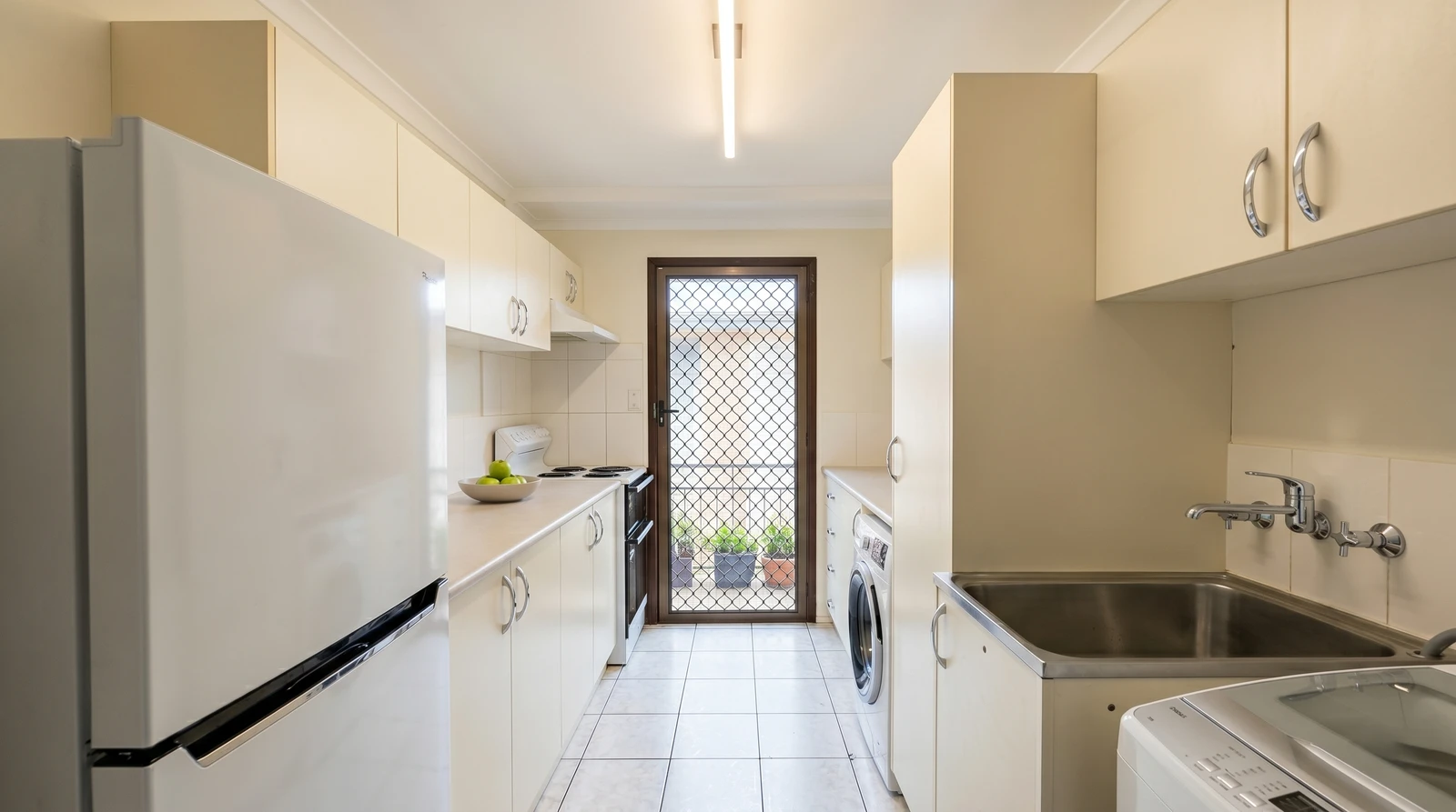 3/167 Shute Harbour Road, Cannonvale, QLD 4802
