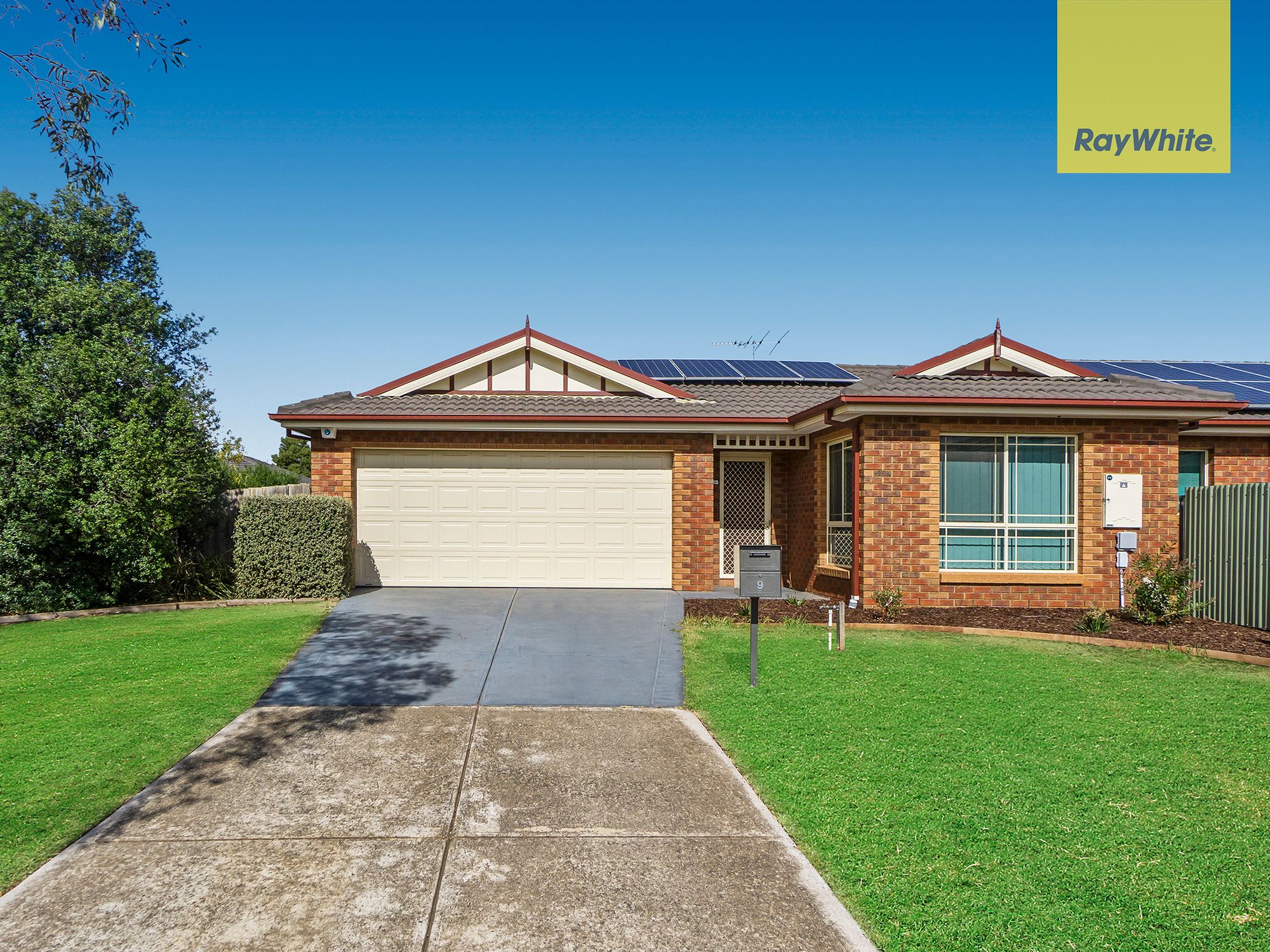 9 Kayla Way, Kurunjang, VIC 3337