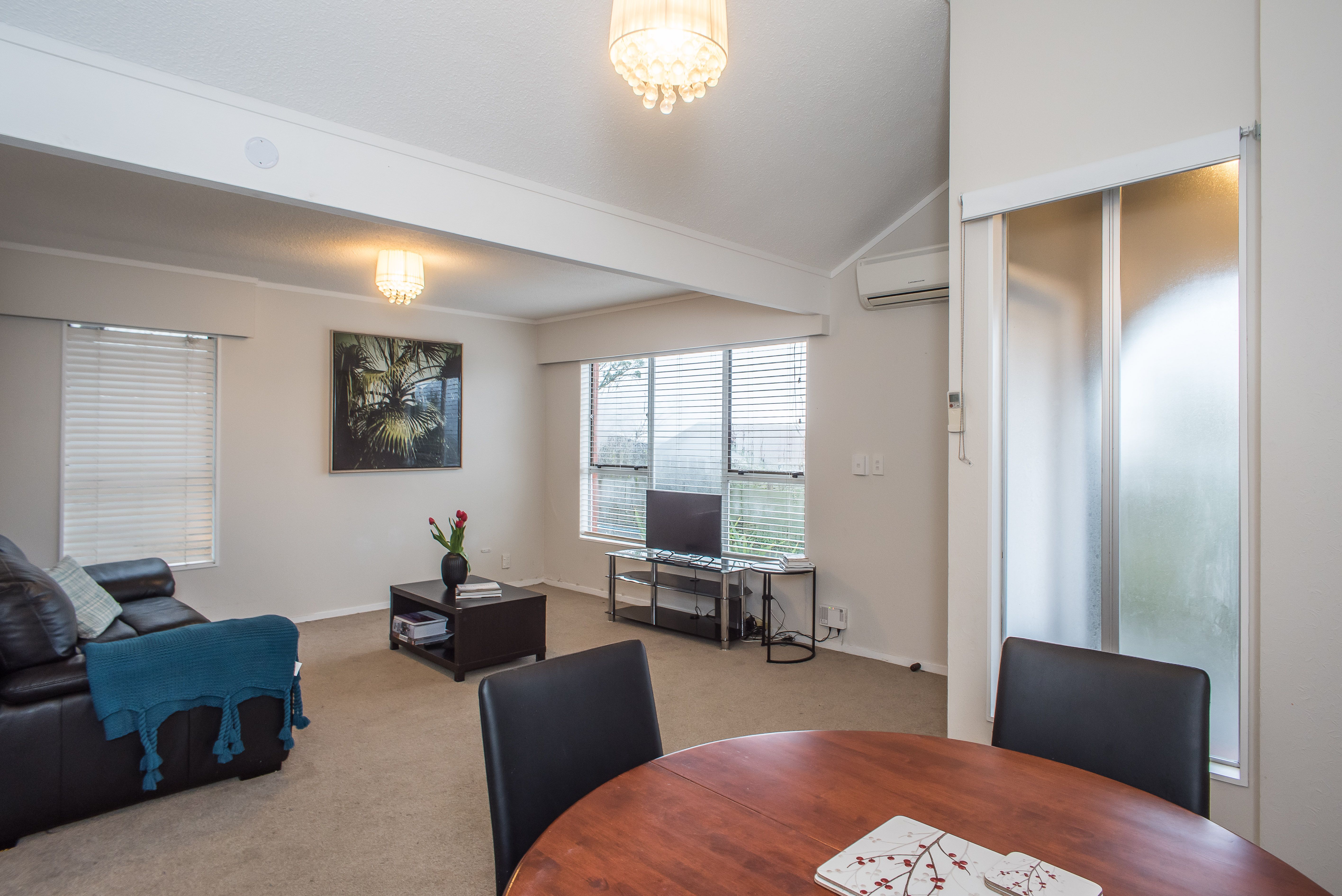 16A Orissa Crescent, Broadmeadows, Wellington City
