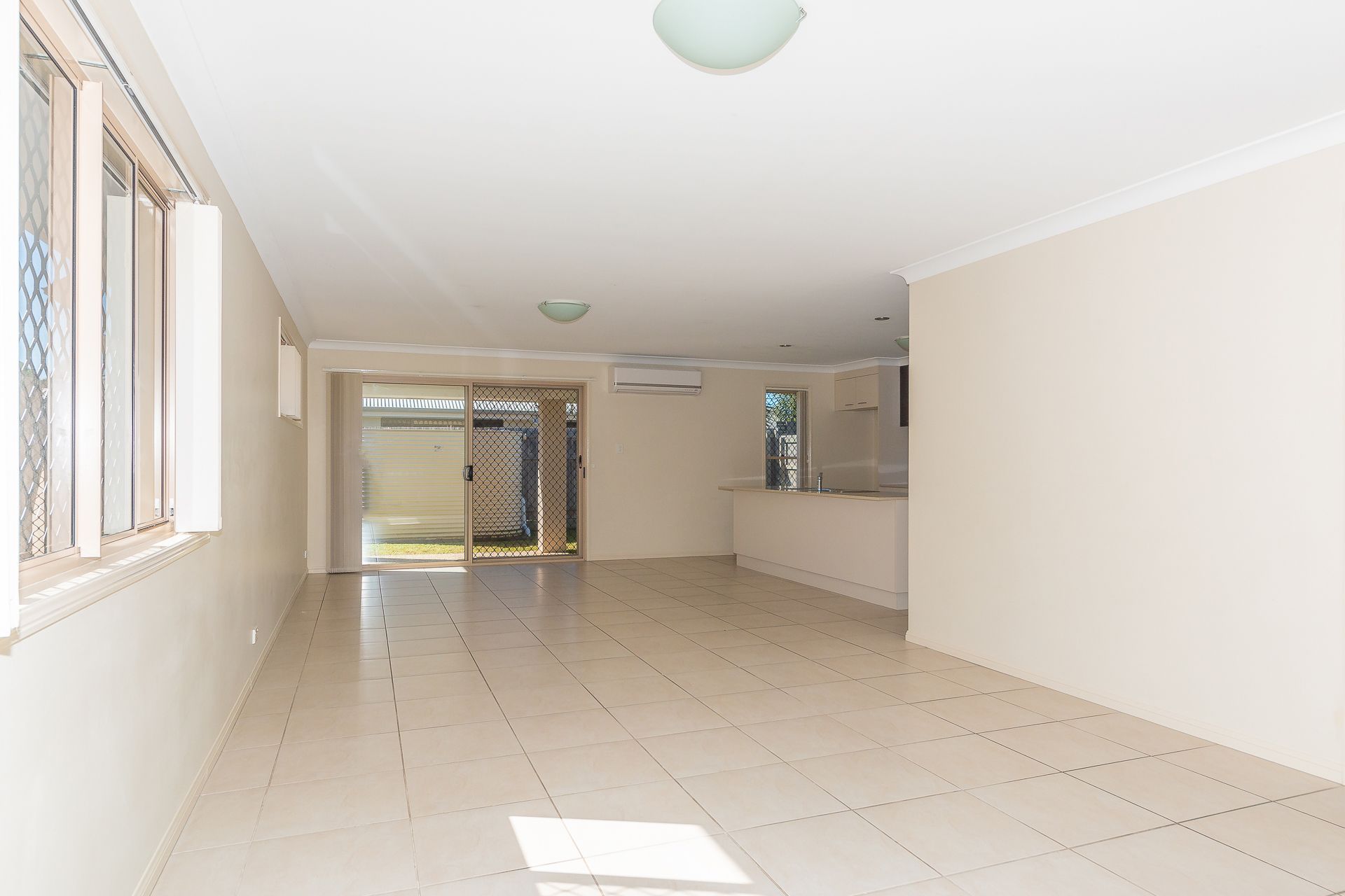 8 Sears Parade, North Lakes, QLD 4509