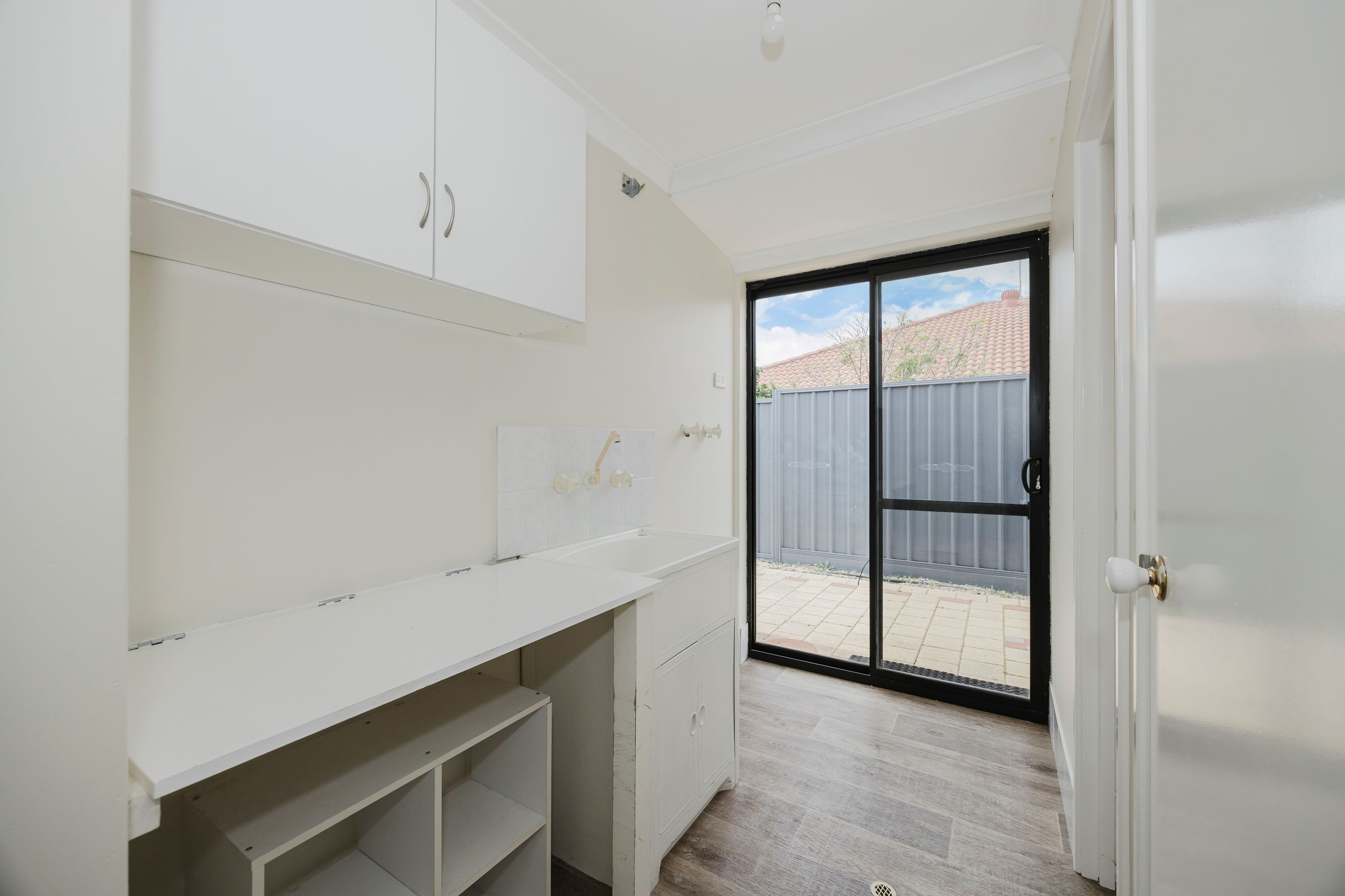 14 Pyrenees Court — photo 19 of 30