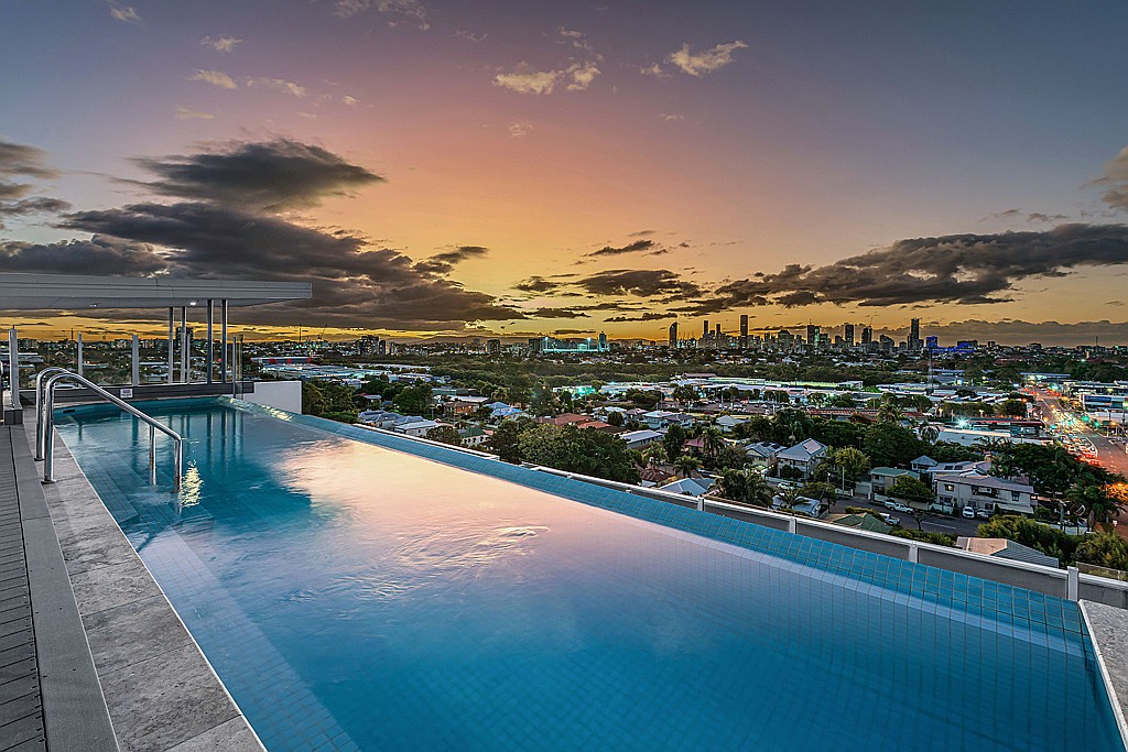 2015/123 Cavendish Road, Coorparoo, QLD 4151