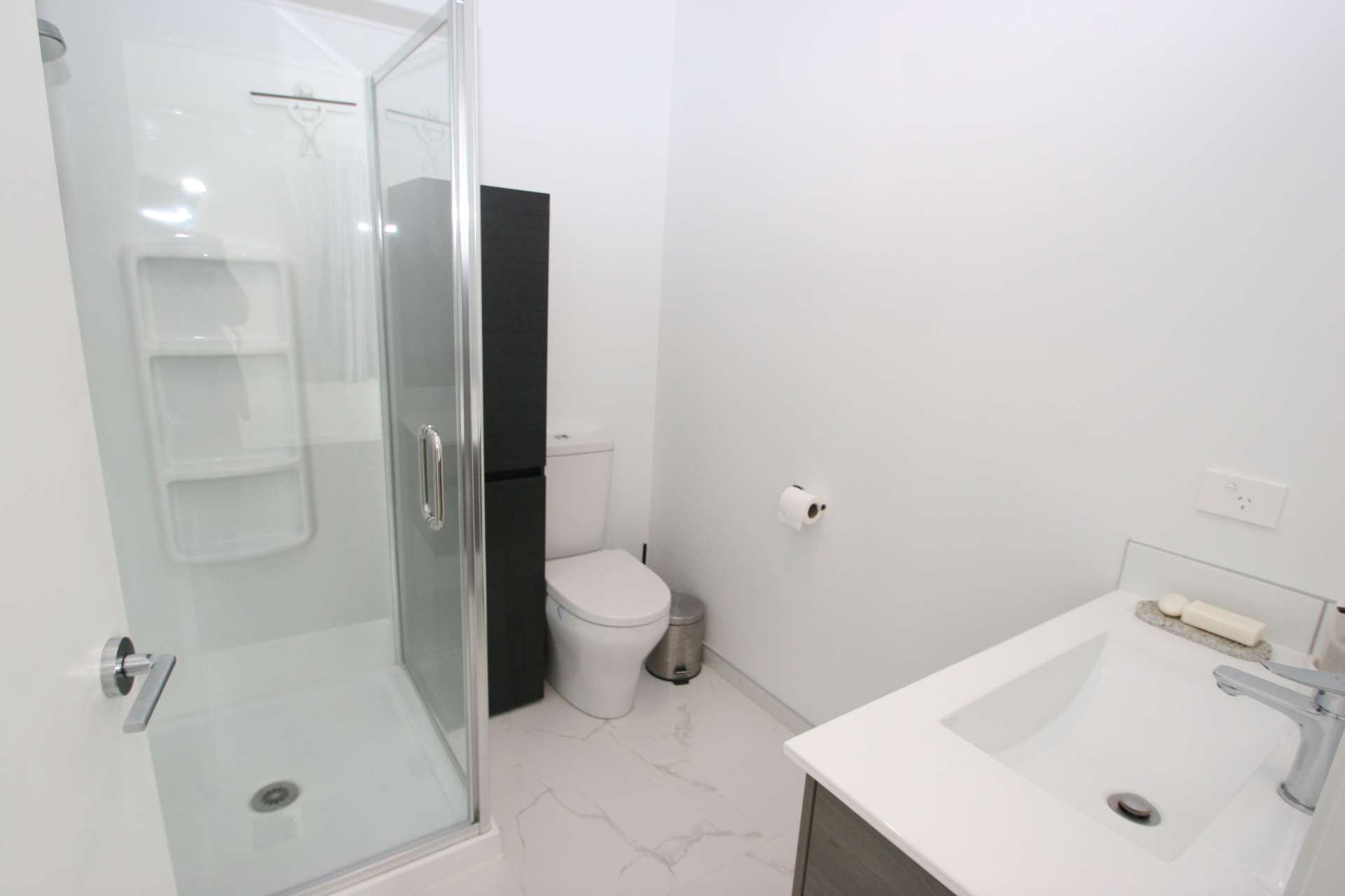 11 Hudson Bay Road photo 11