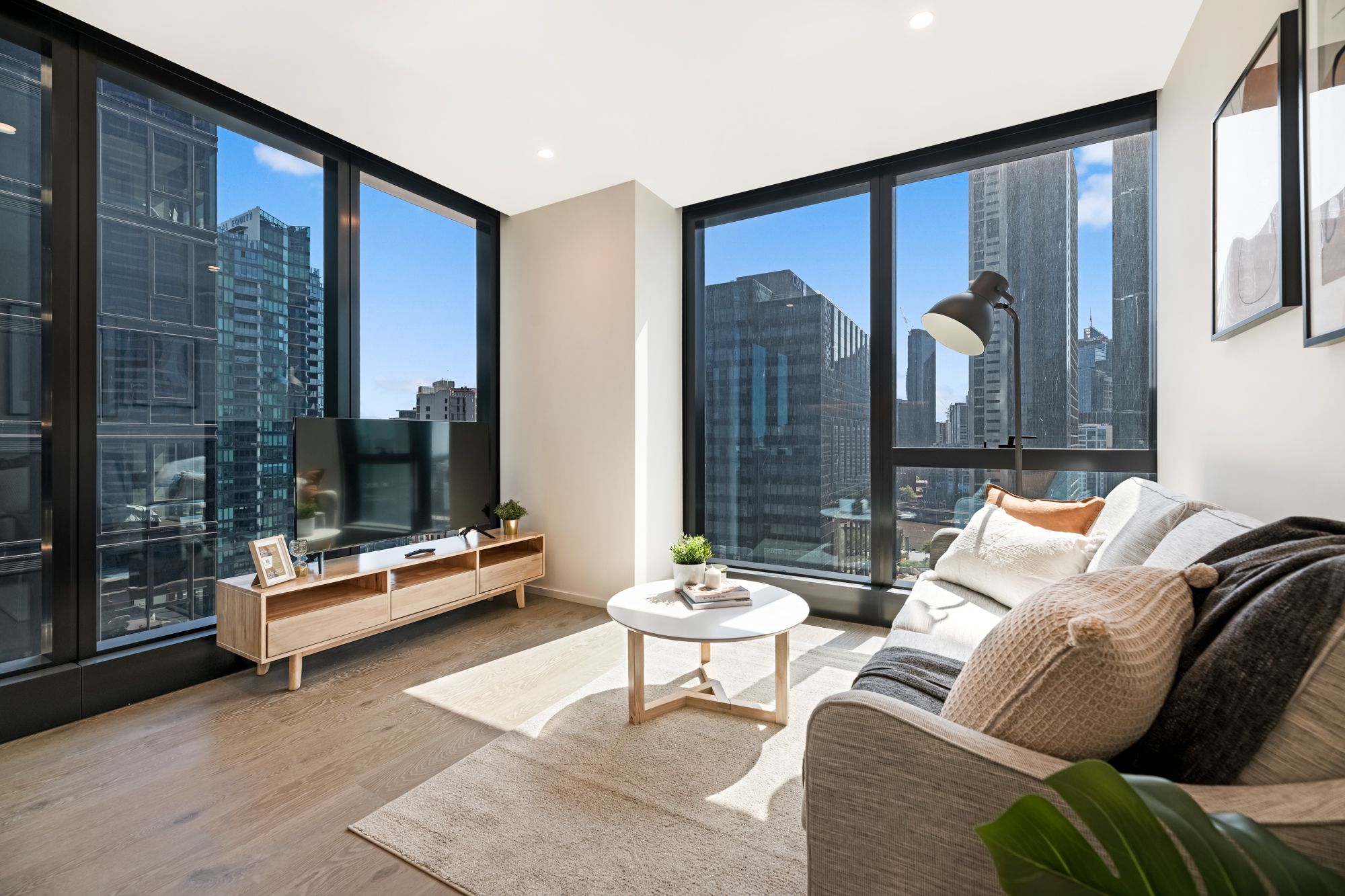 2116/70 Southbank Boulevard, Southbank, VIC 3006