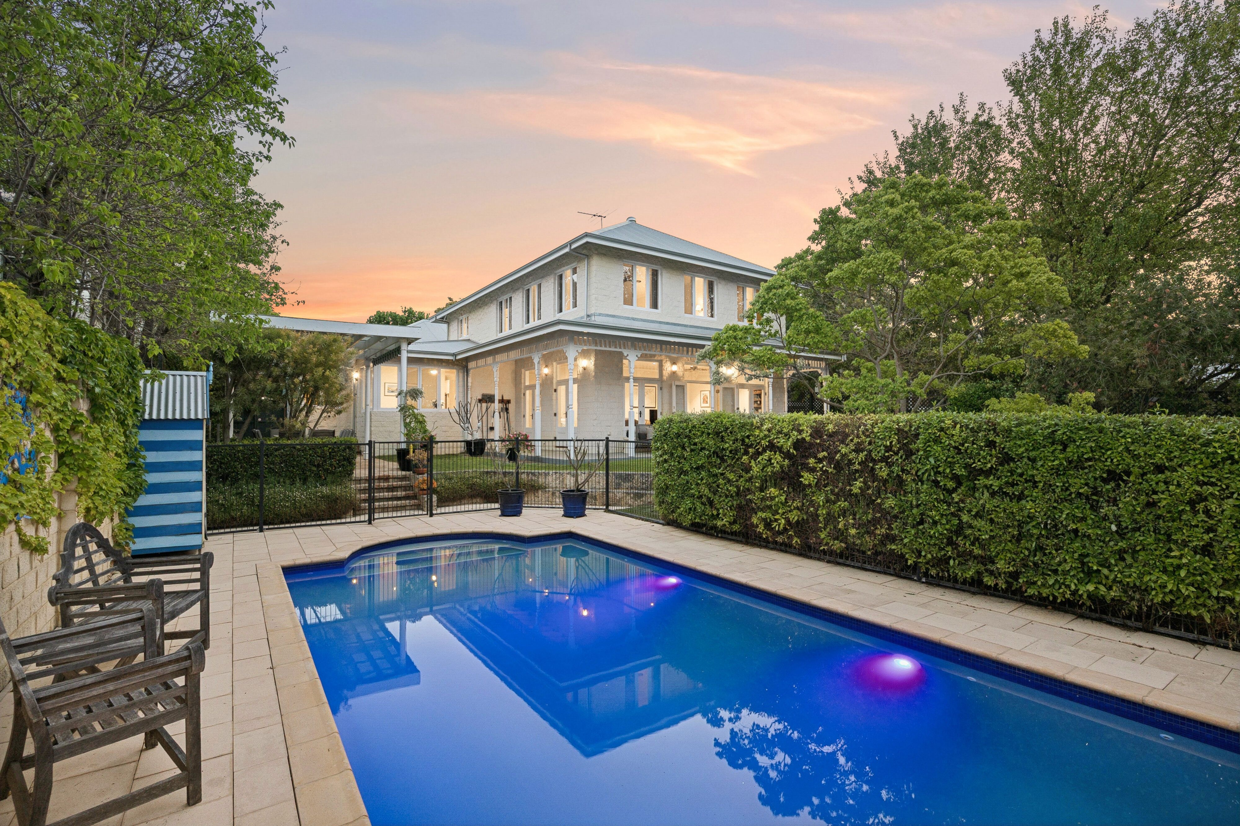 19 Irvine Street, Peppermint Grove, WA 6011