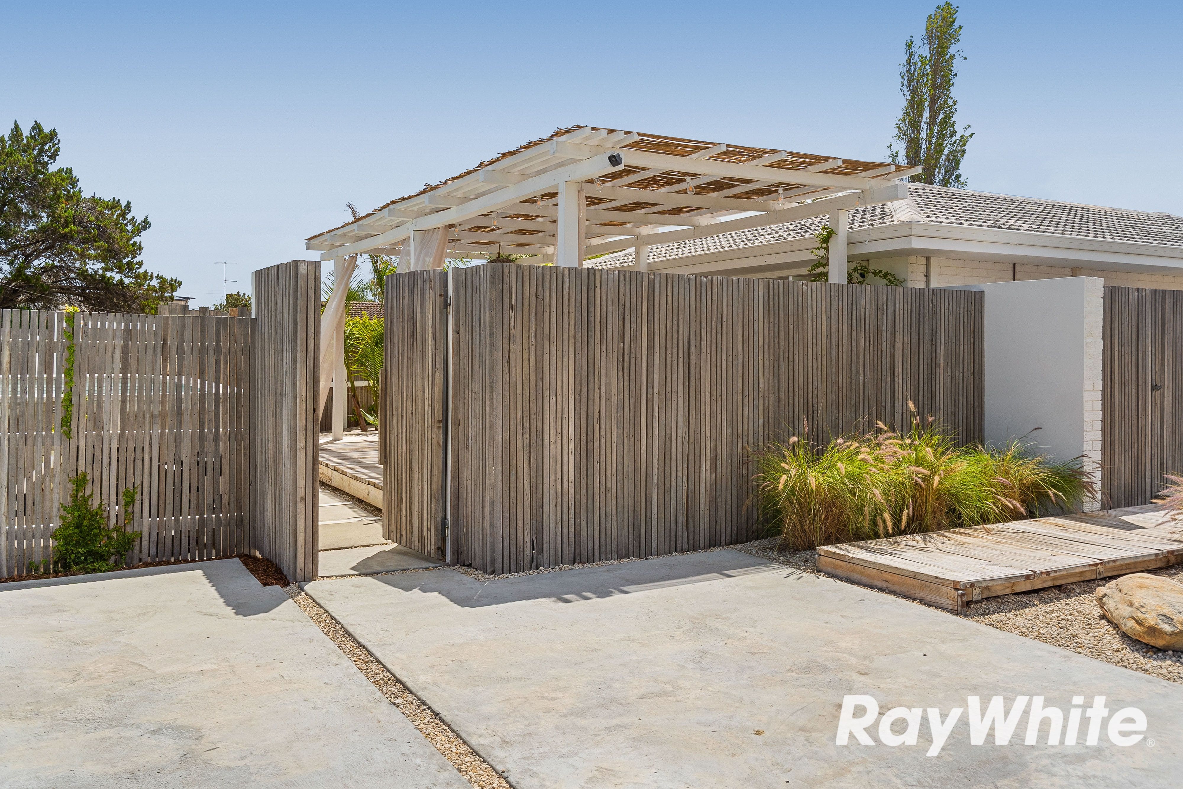 15 Clyde Place — photo 16 of 28