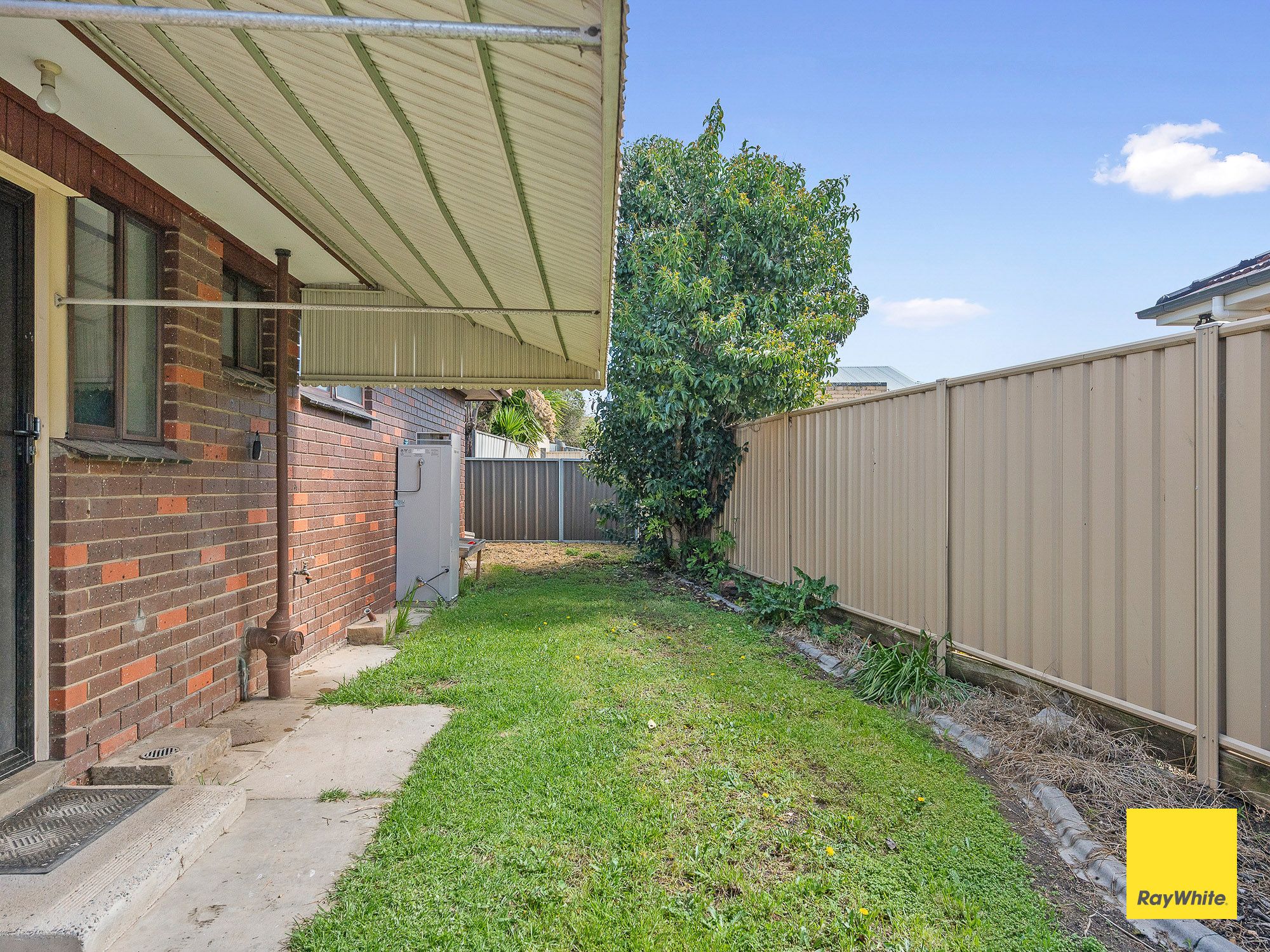 2/3 Violet Street — photo 11 of 16