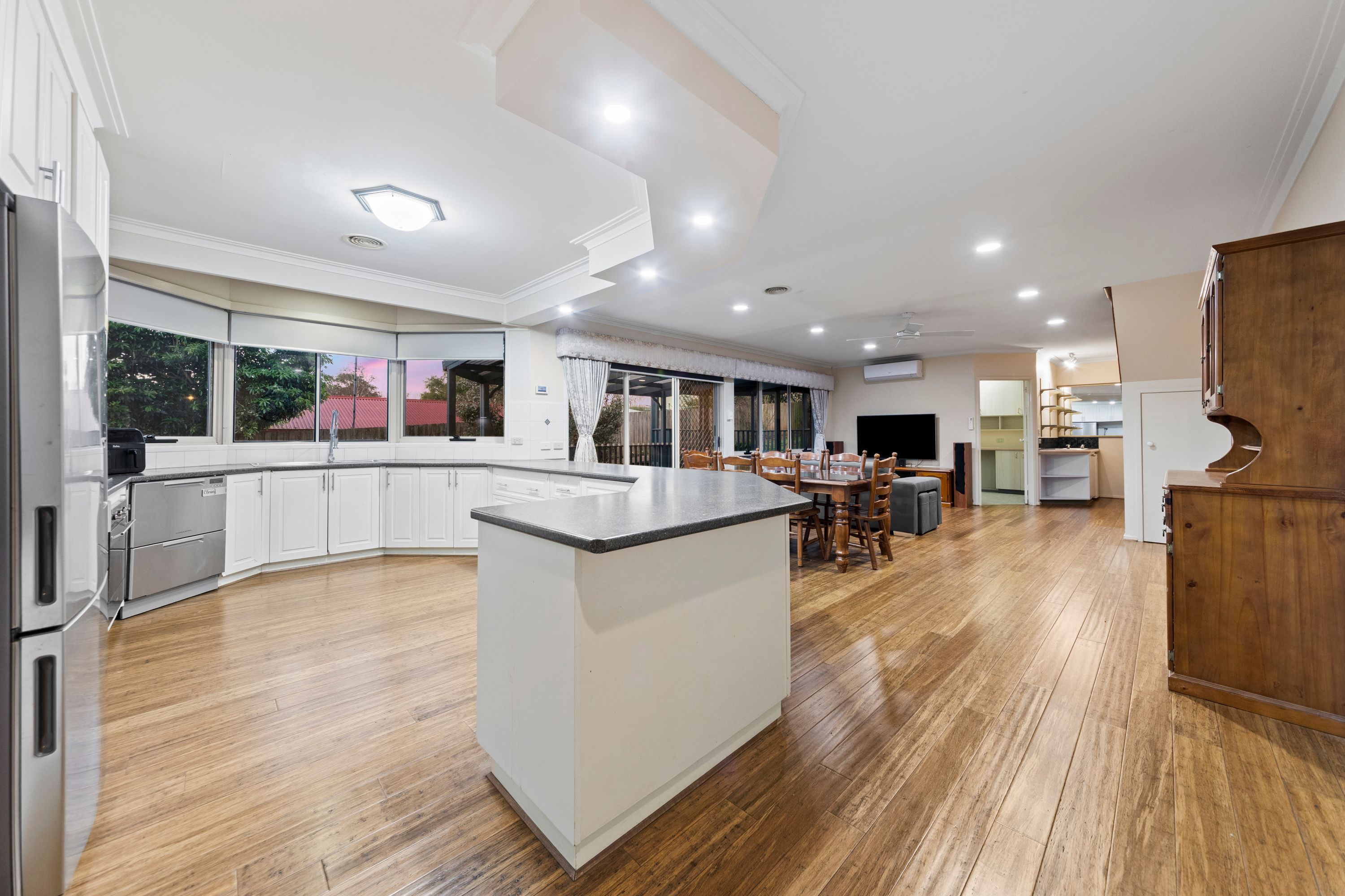 30 Darnum Street — photo 4 of 30