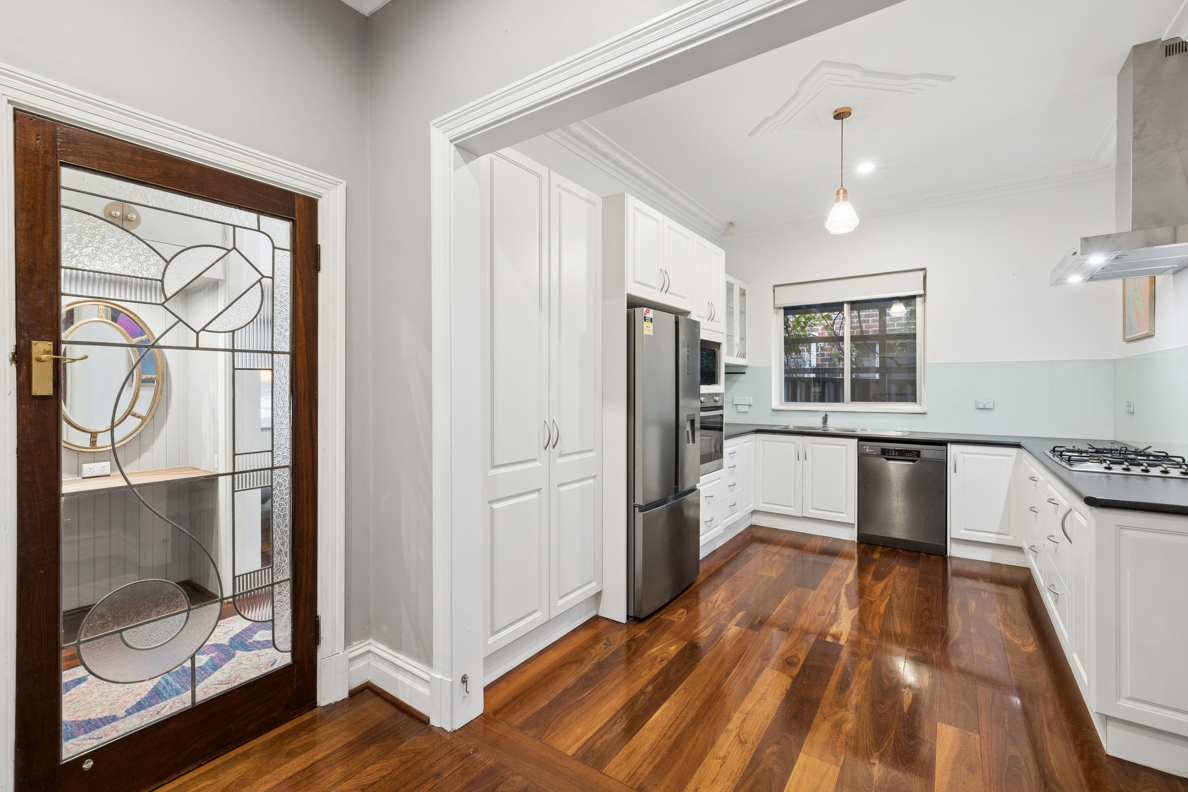 37 Victoria Street — photo 13 of 30